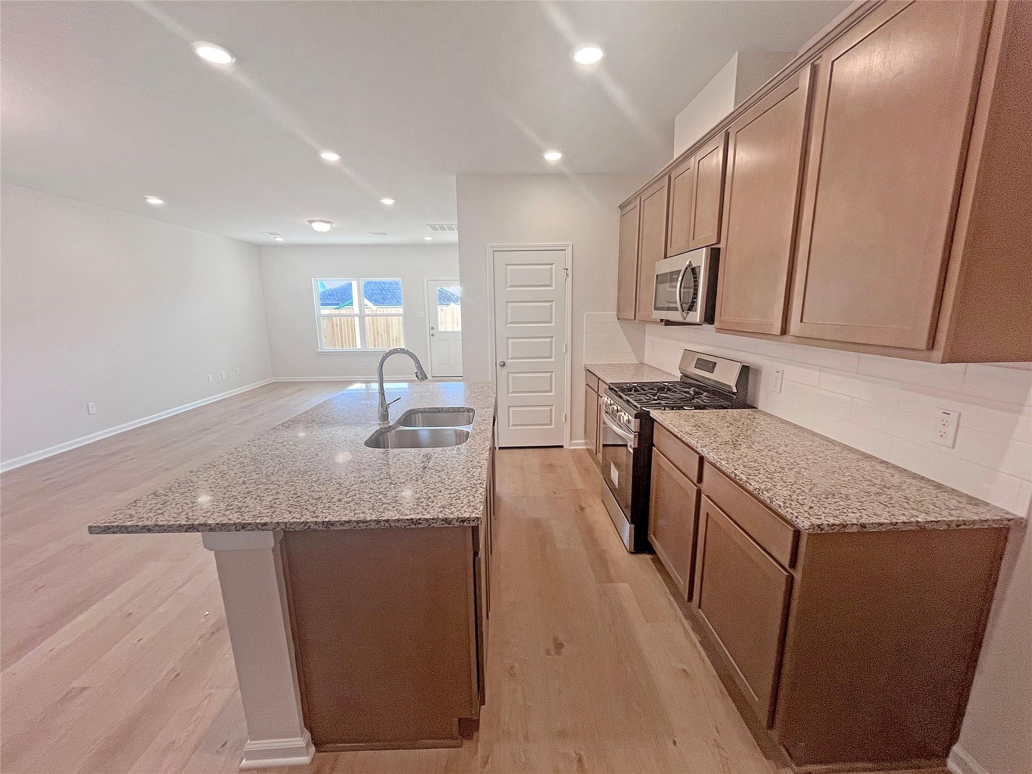 9781 Enclave Ridge Rd, Willis, TX 77318 photo