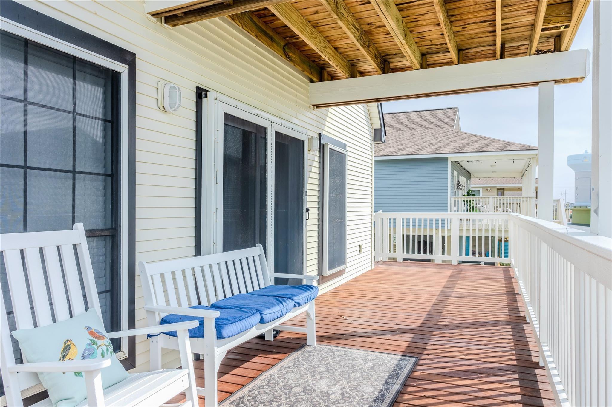 22901 Miramar St, Galveston, TX 77554 photo