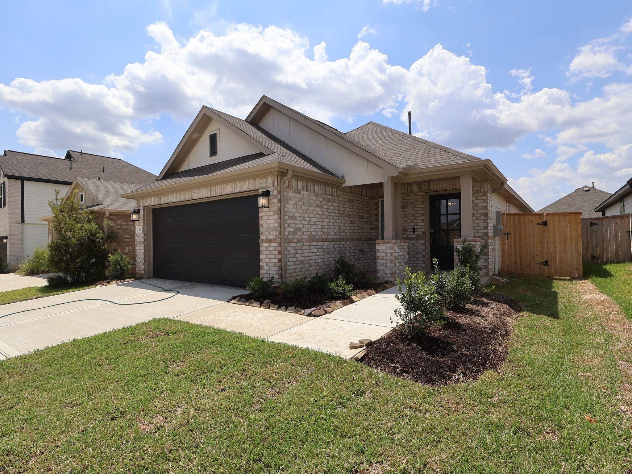 16834 Cockspur Hawthorn Ln, New Caney, TX 77357