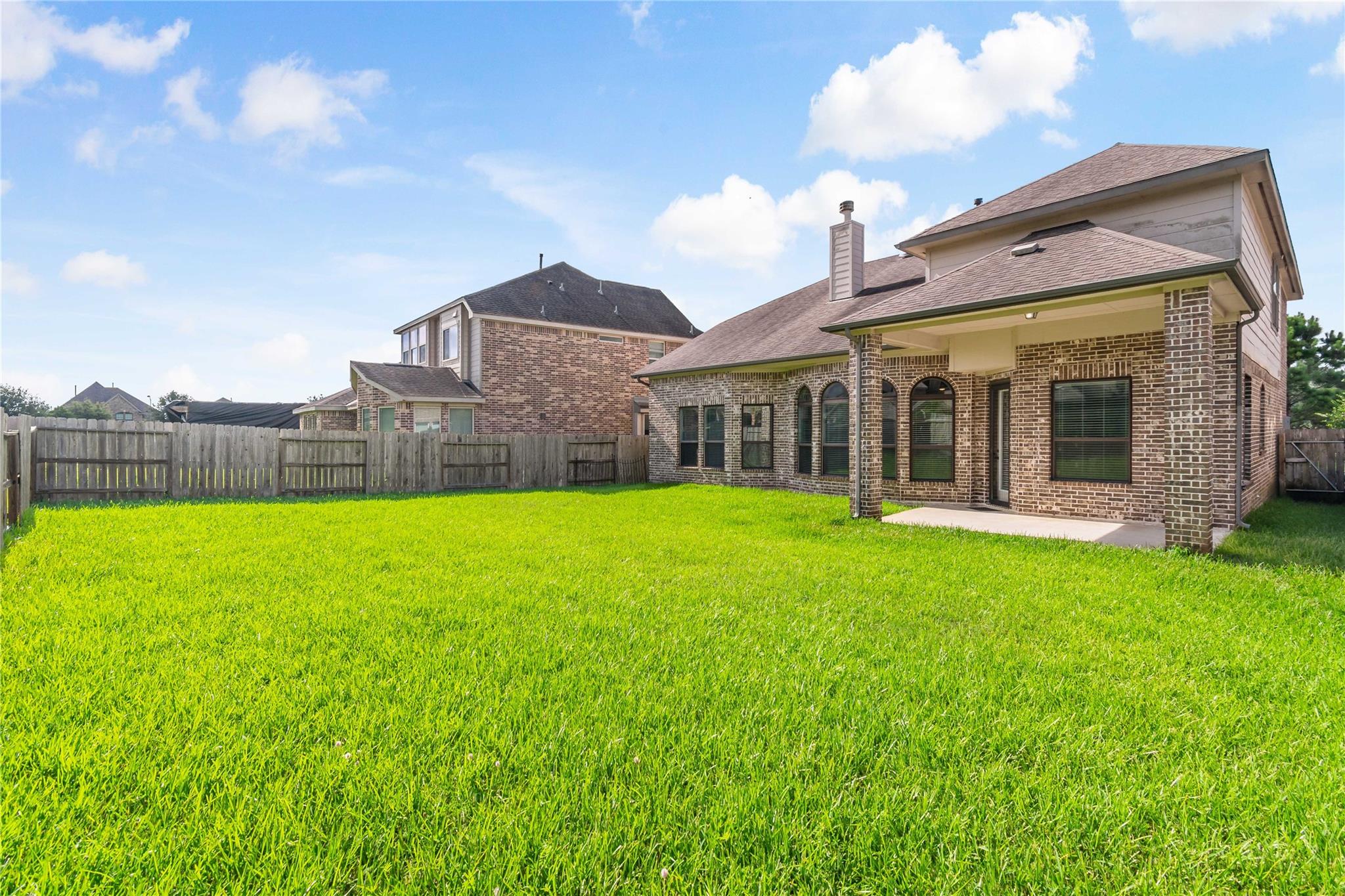 13419 Golden Plantation Ln, Rosharon, TX 77583 photo