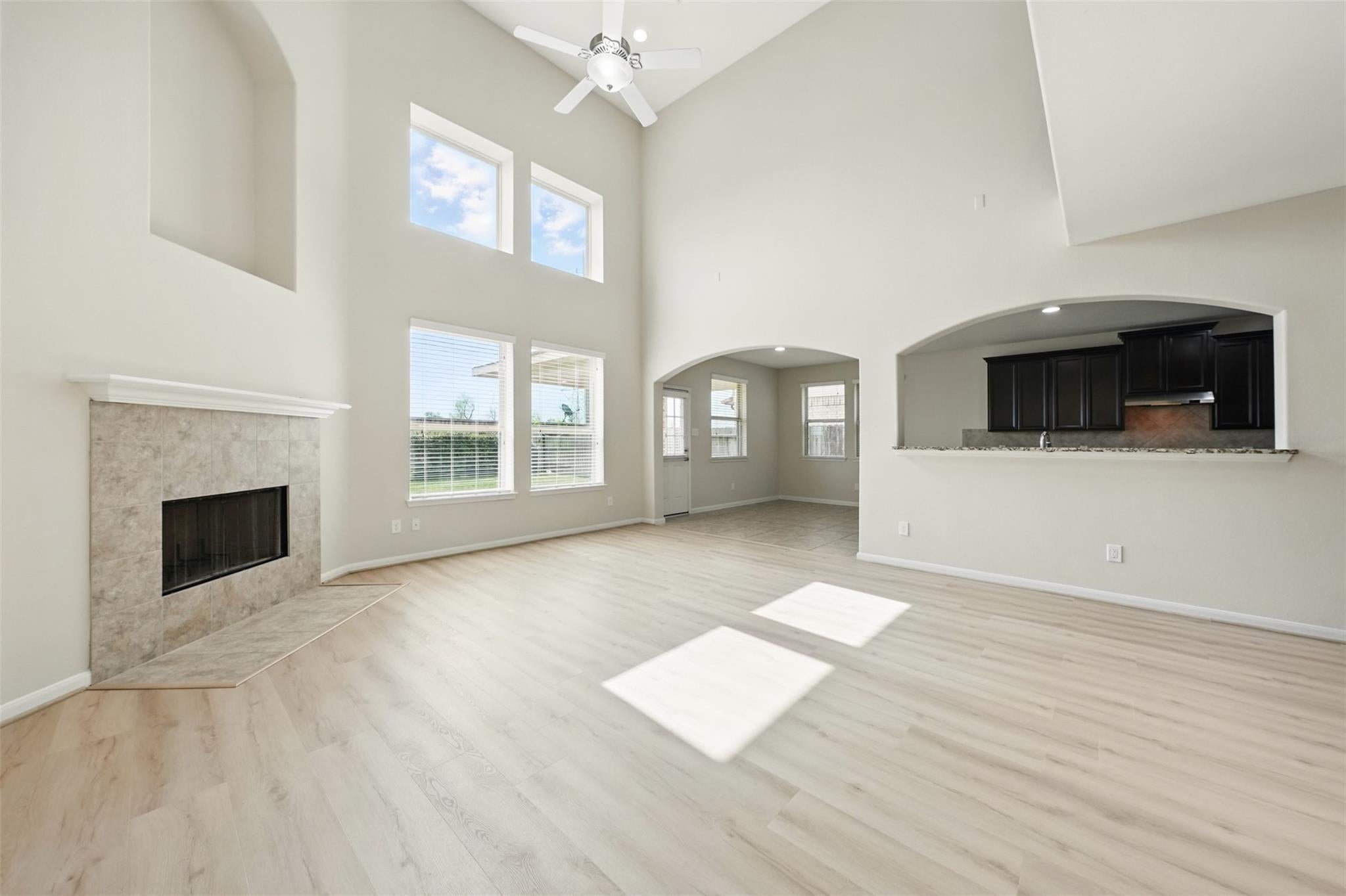 4927 Blackwater Ln, Sugar Land, TX 77479 photo