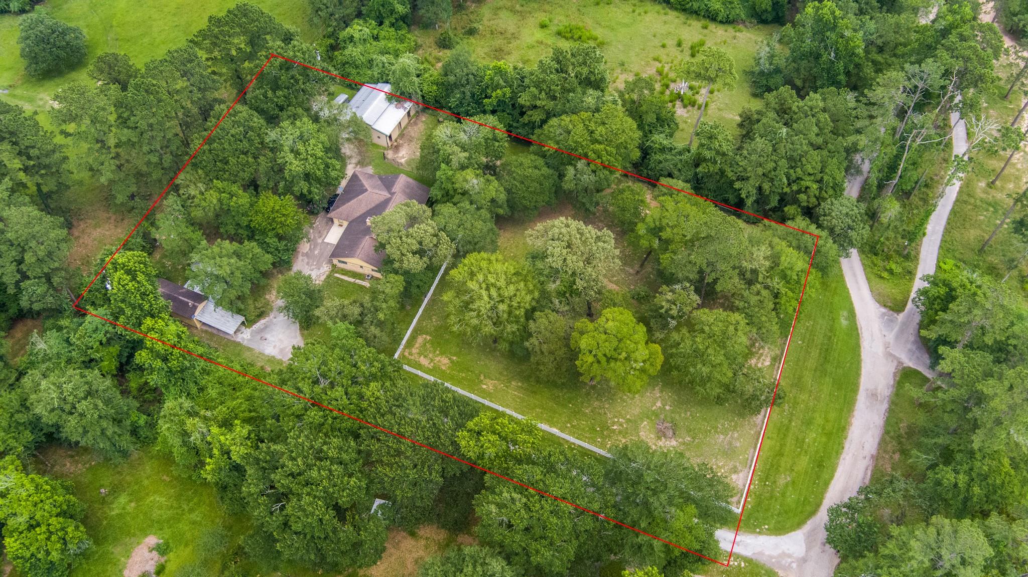 802 Sentinel Oaks, Pinehurst, TX 77362
