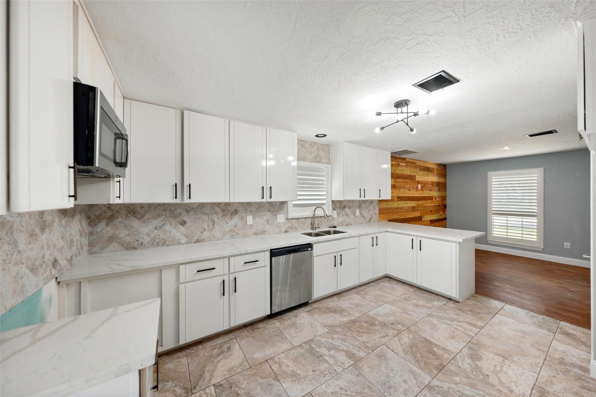 3211 N Park Dr, Missouri City, TX 77459 photo