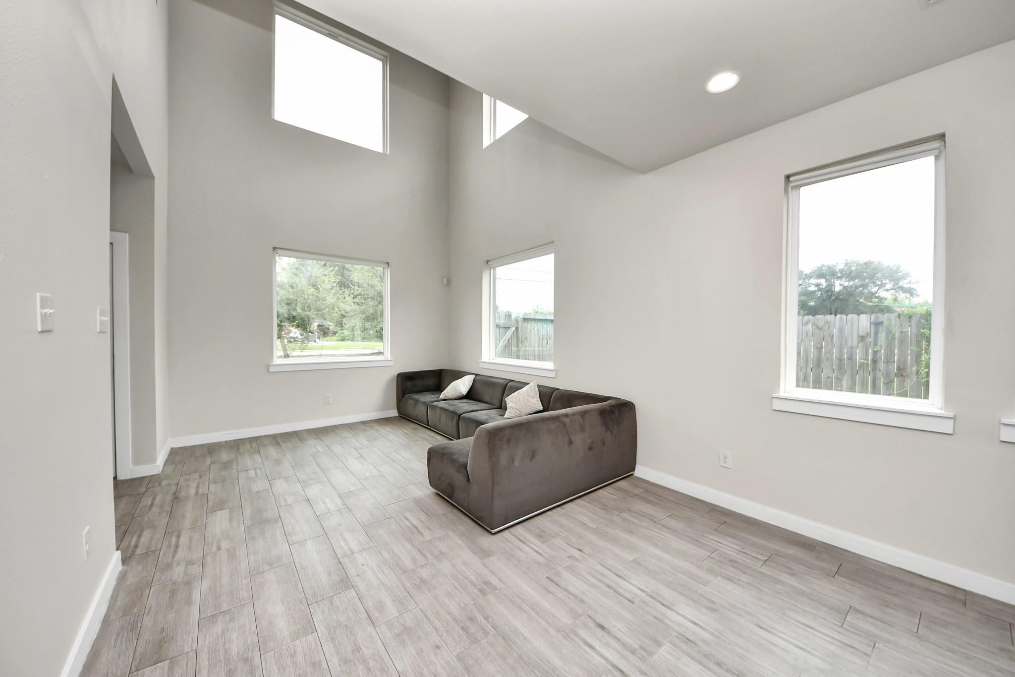 4228 Bellfort St, Houston, TX 77051 photo