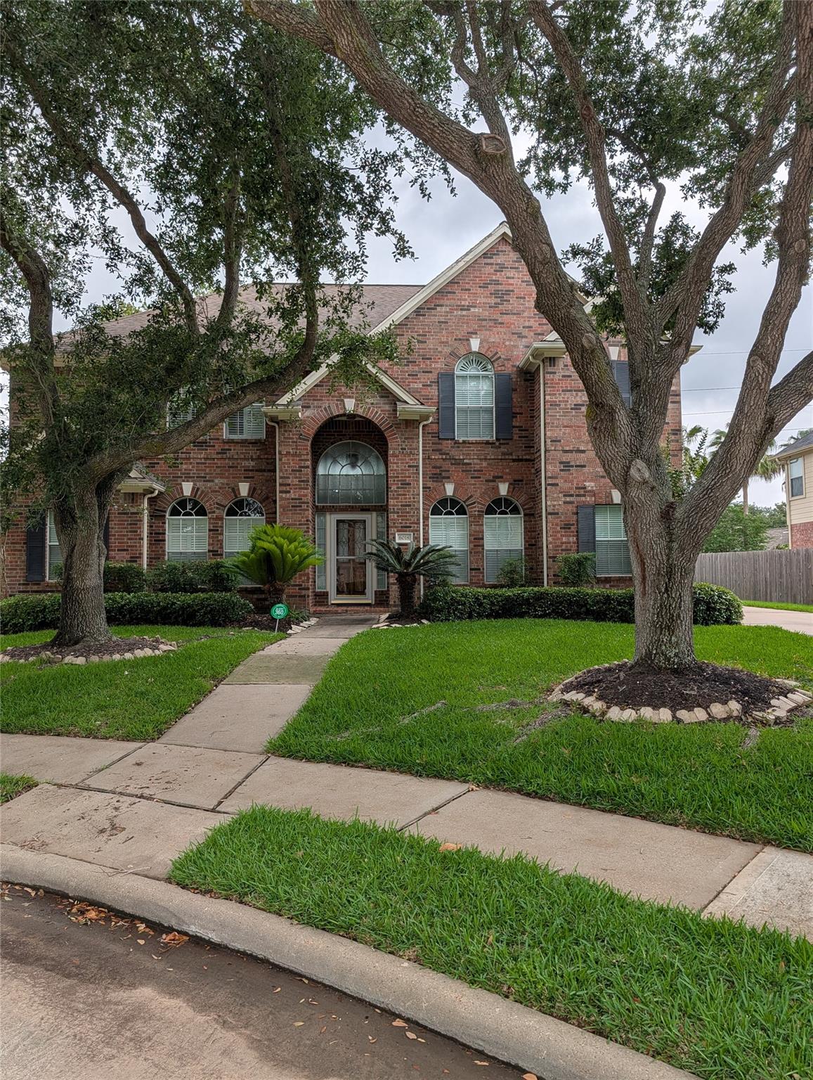 6018 Briar Hill Ct, Sugar Land, TX 77479 photo