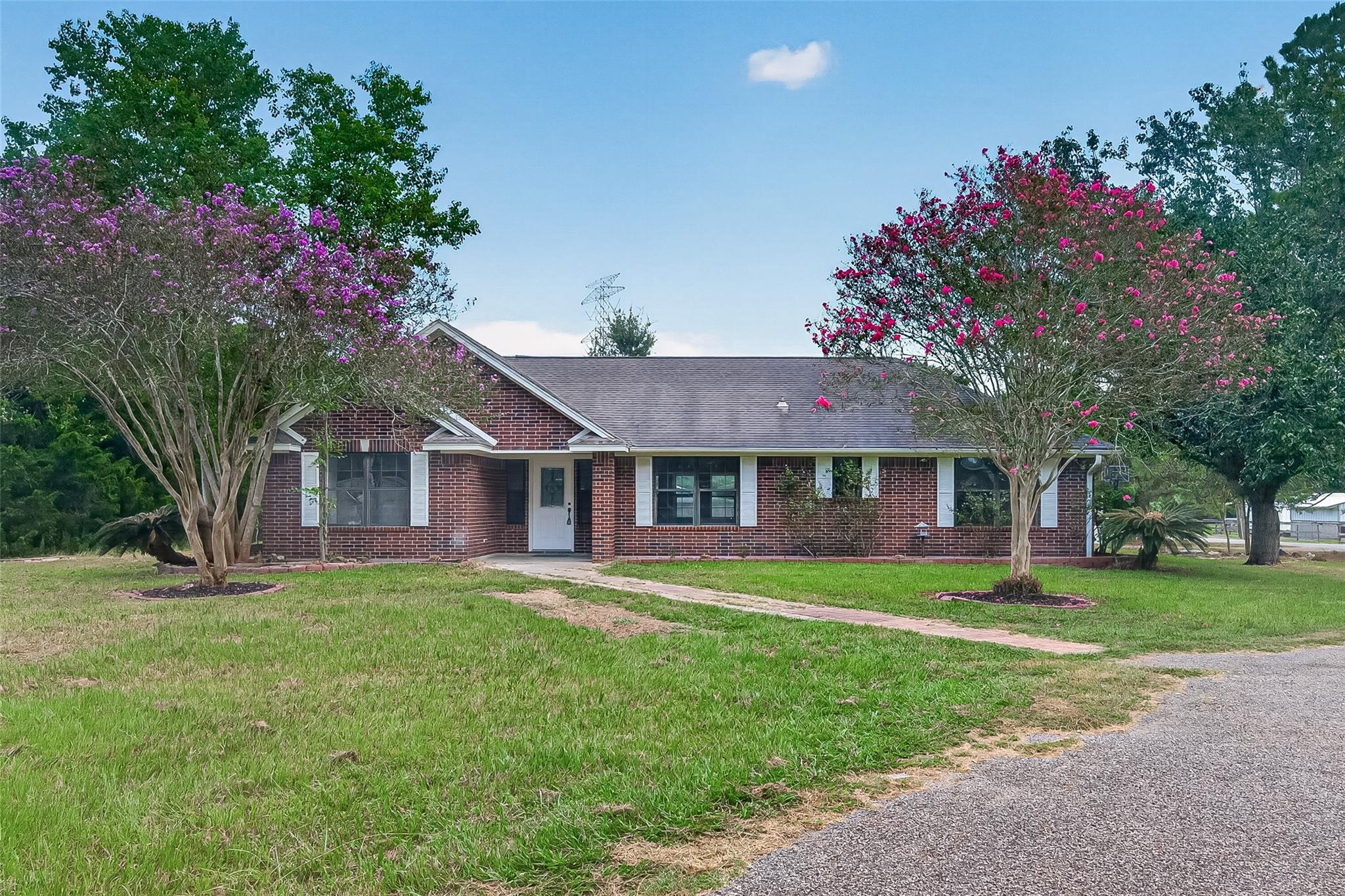 1643 County Road 540, Alvin, TX 77511 photo