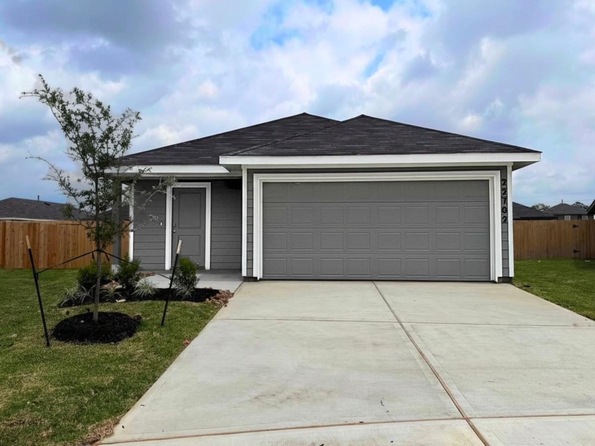 22702 Ravine Edge Ct, Hockley, TX 77447
