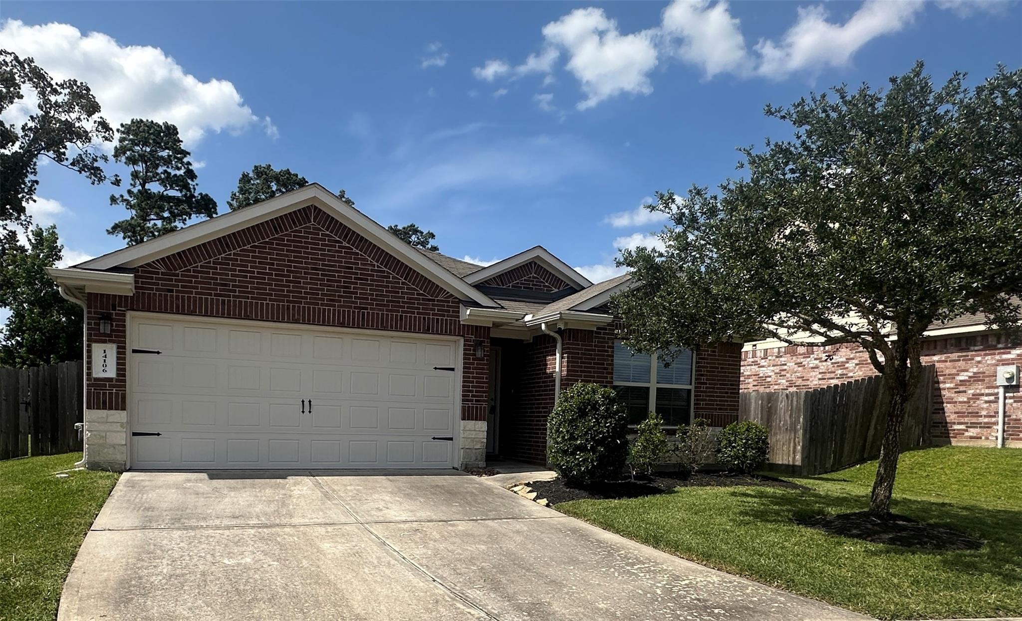 14106 Locke Point Ct, Conroe, TX 77384