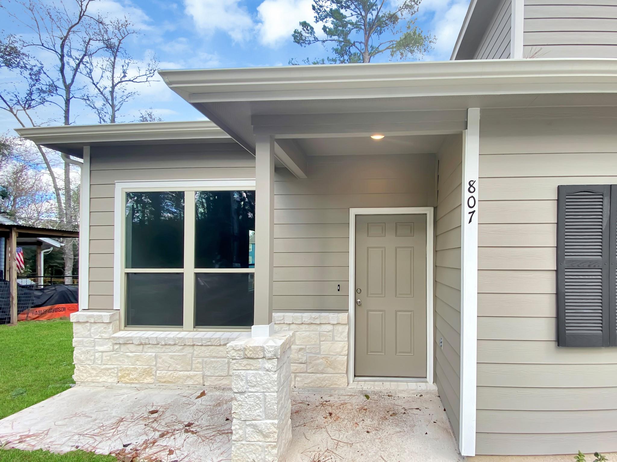 807 Comanche Rd, Conroe, TX 77316 photo