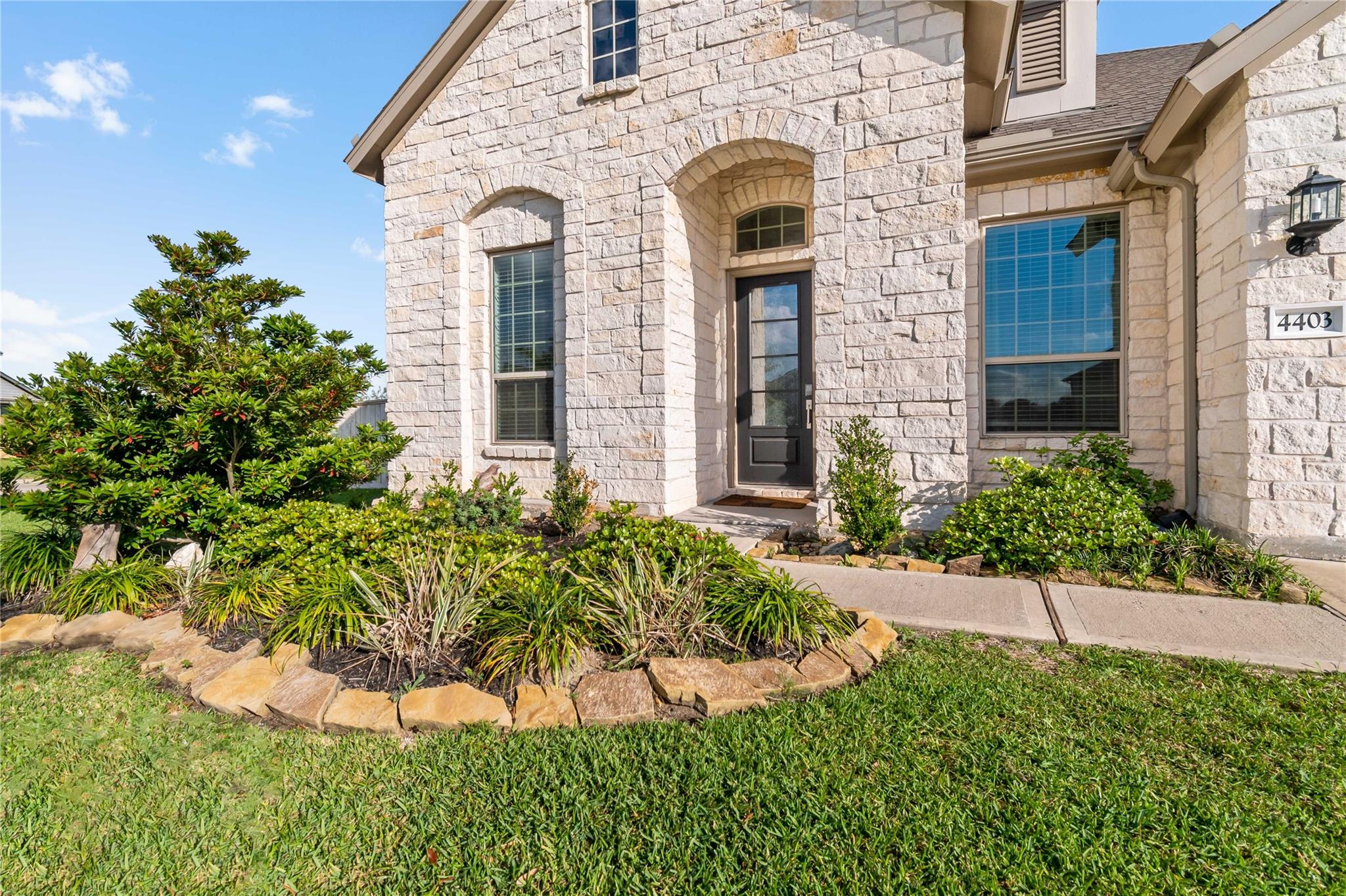 4403 Annandale Ln, Rosharon, TX 77583 photo
