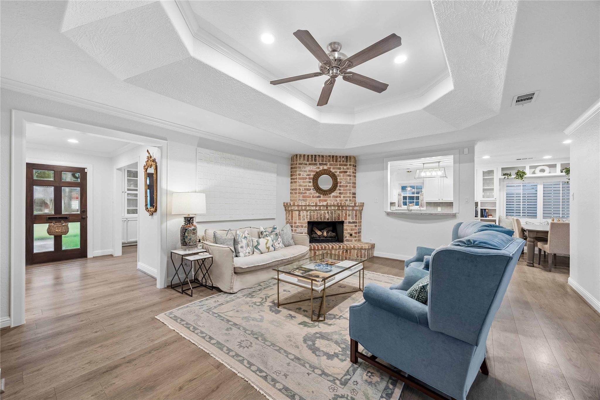 9134 Olathe St, Houston, TX 77055 photo