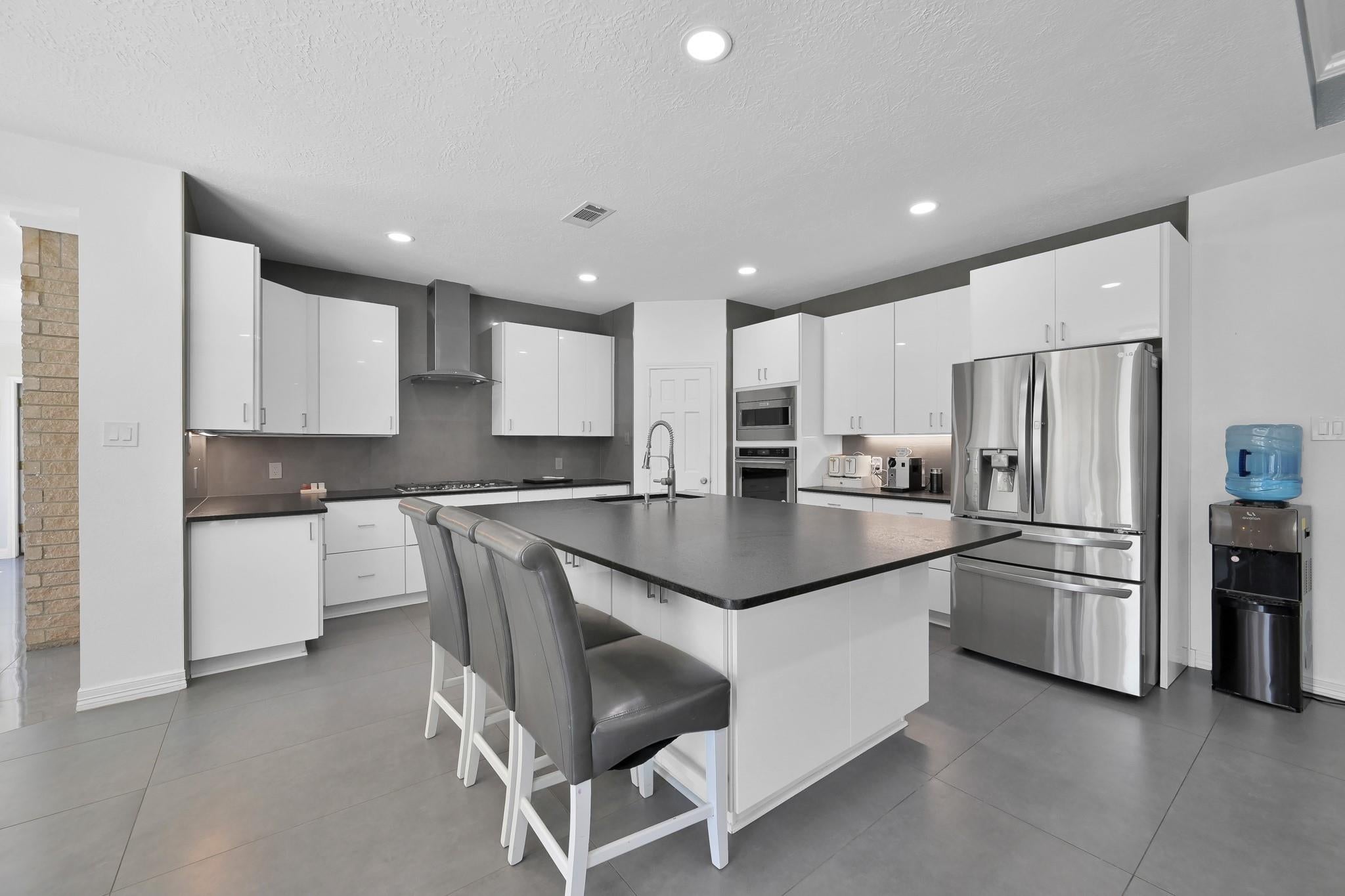 10420 Hufsmith Rd, Tomball, TX 77375 photo