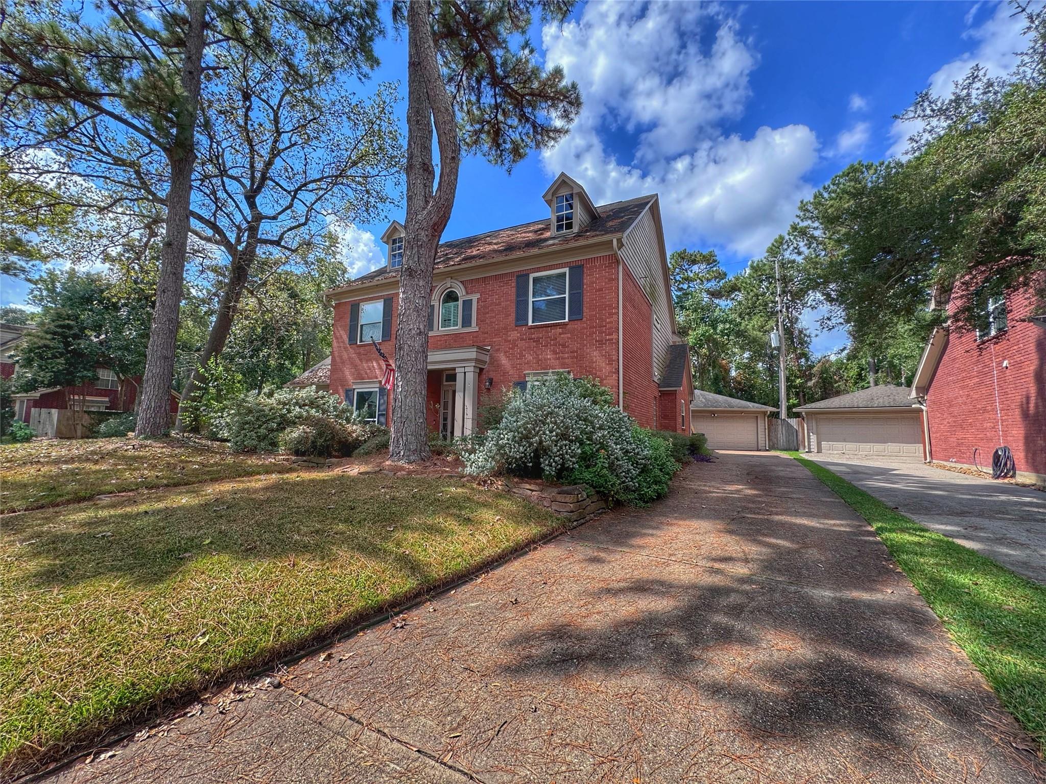 3203 Emerald Grove Dr, Houston, TX 77345 photo