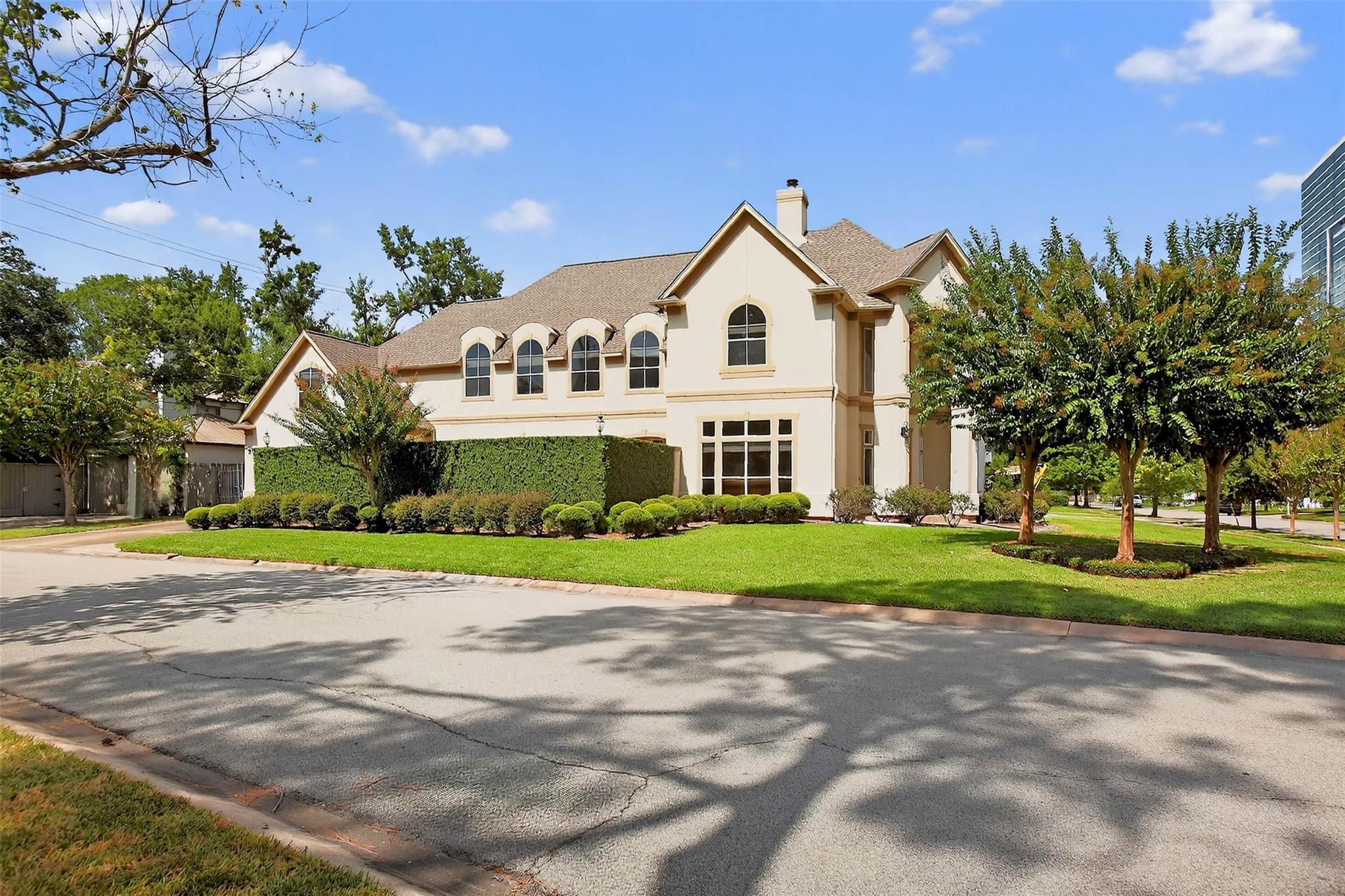 3118 Virginia St, Houston, TX 77098
