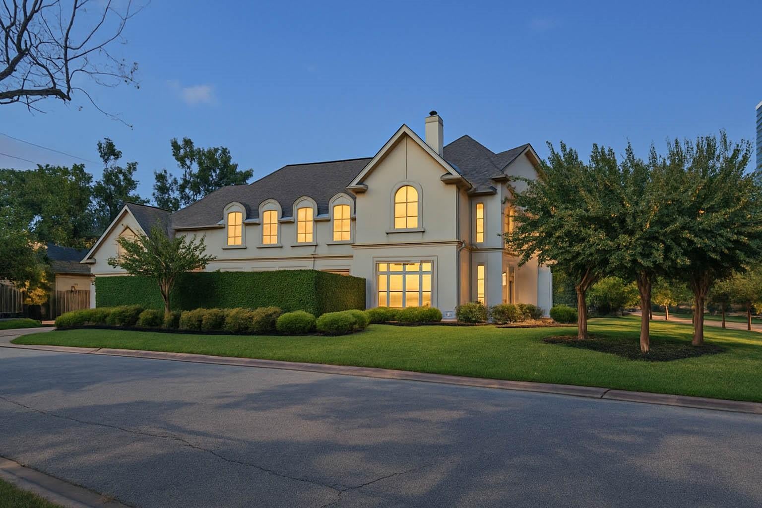3118 Virginia St, Houston, TX 77098 photo