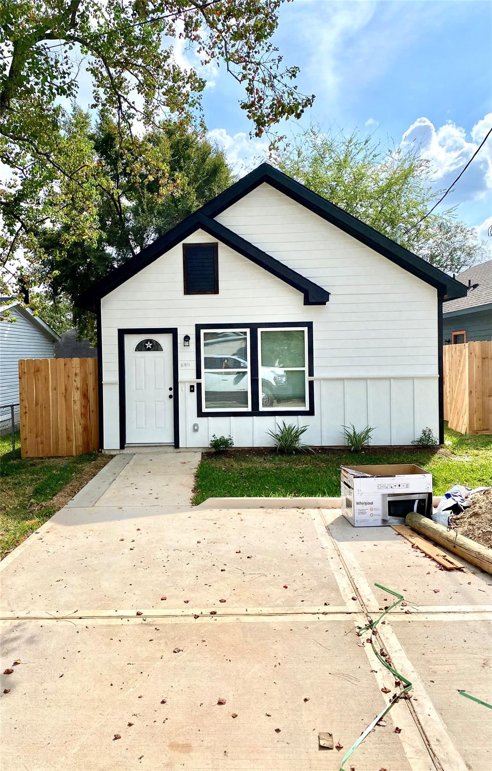 16737 E Hammon St, Montgomery, TX 77316 photo