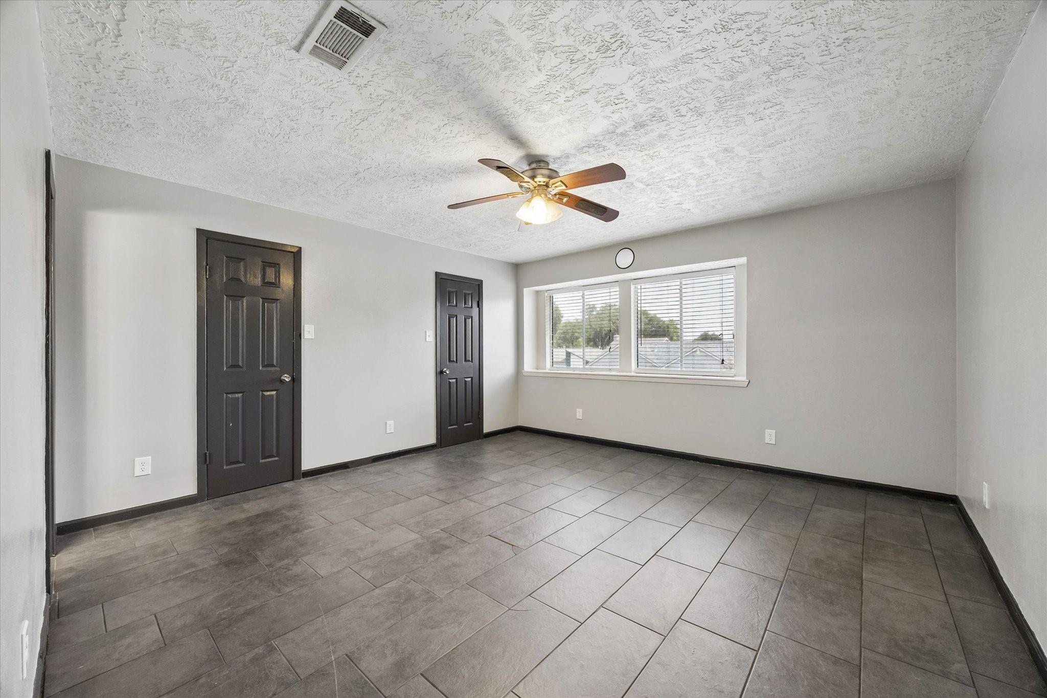 10842 Mesquite Dr, La Porte, TX 77571 photo