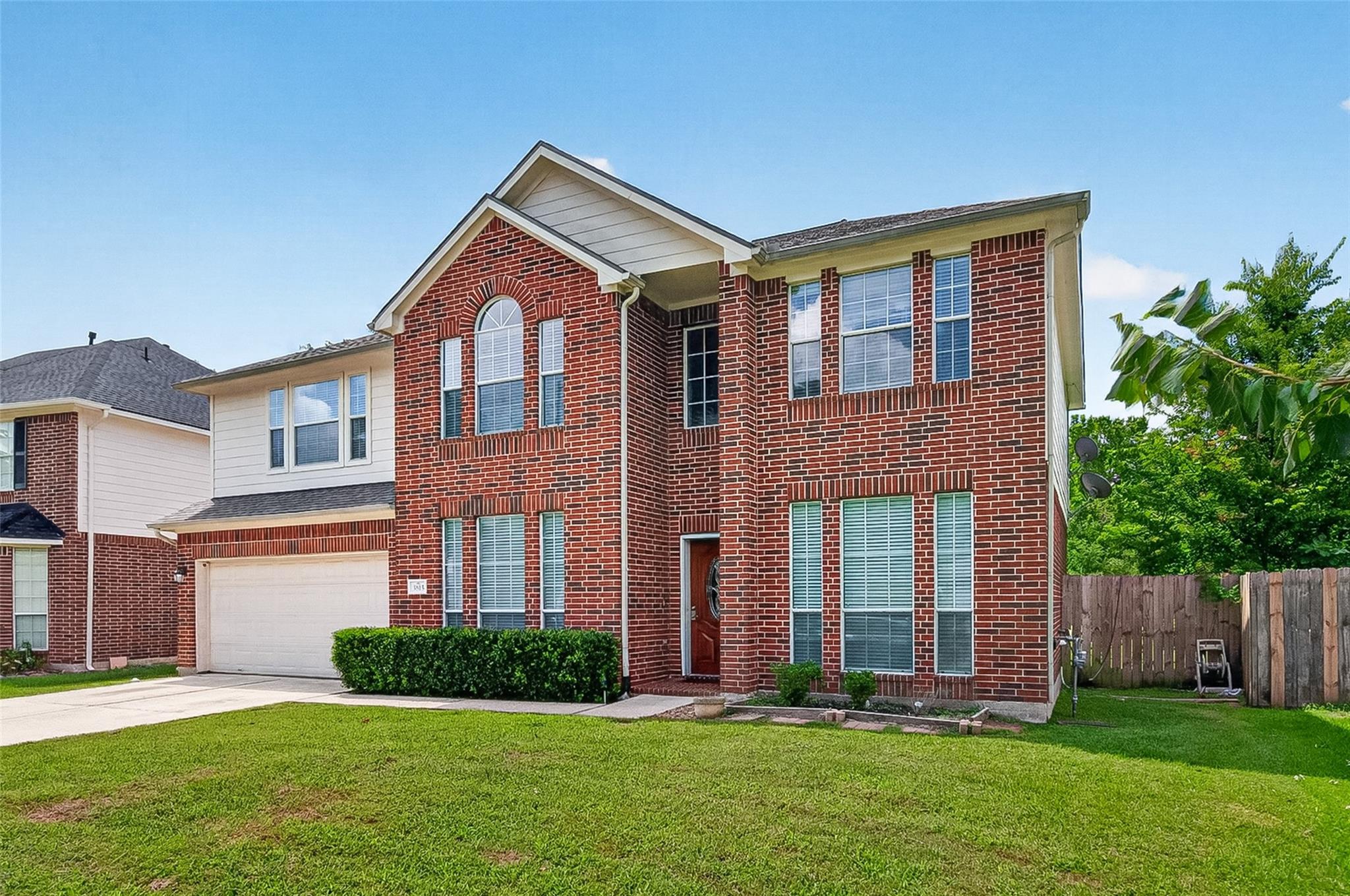 3815 Kristin Lee Ln, Houston, TX 77014 photo