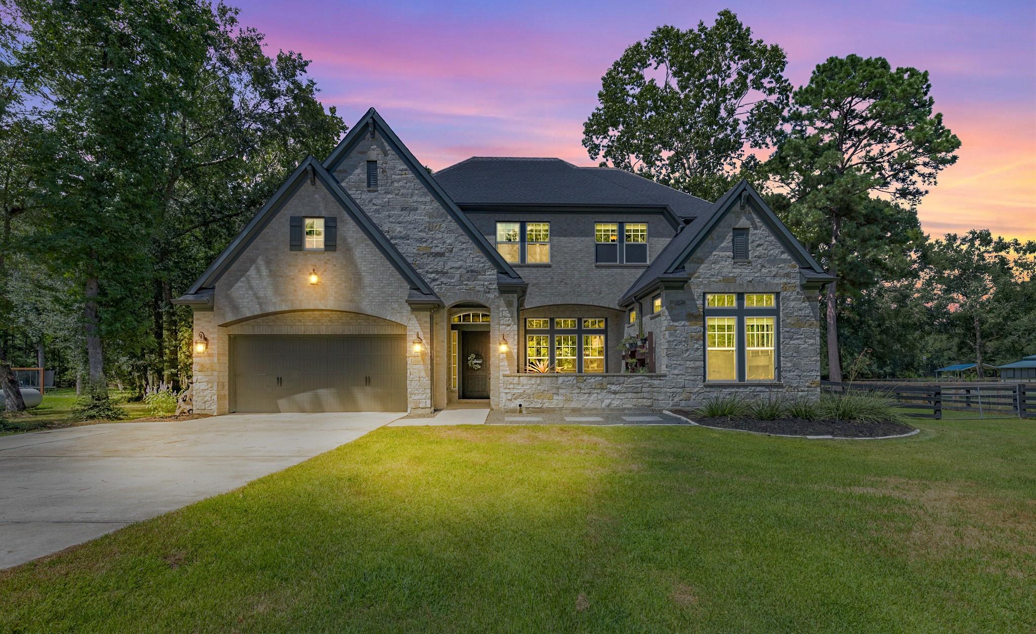291 Vista De Lago Dr, Huffman, TX 77336
