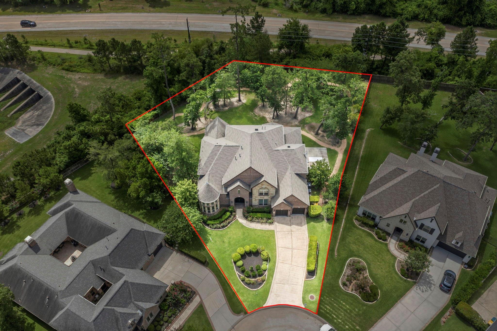 10 Coronet Ridge Ct, The Woodlands, TX 77375 photo