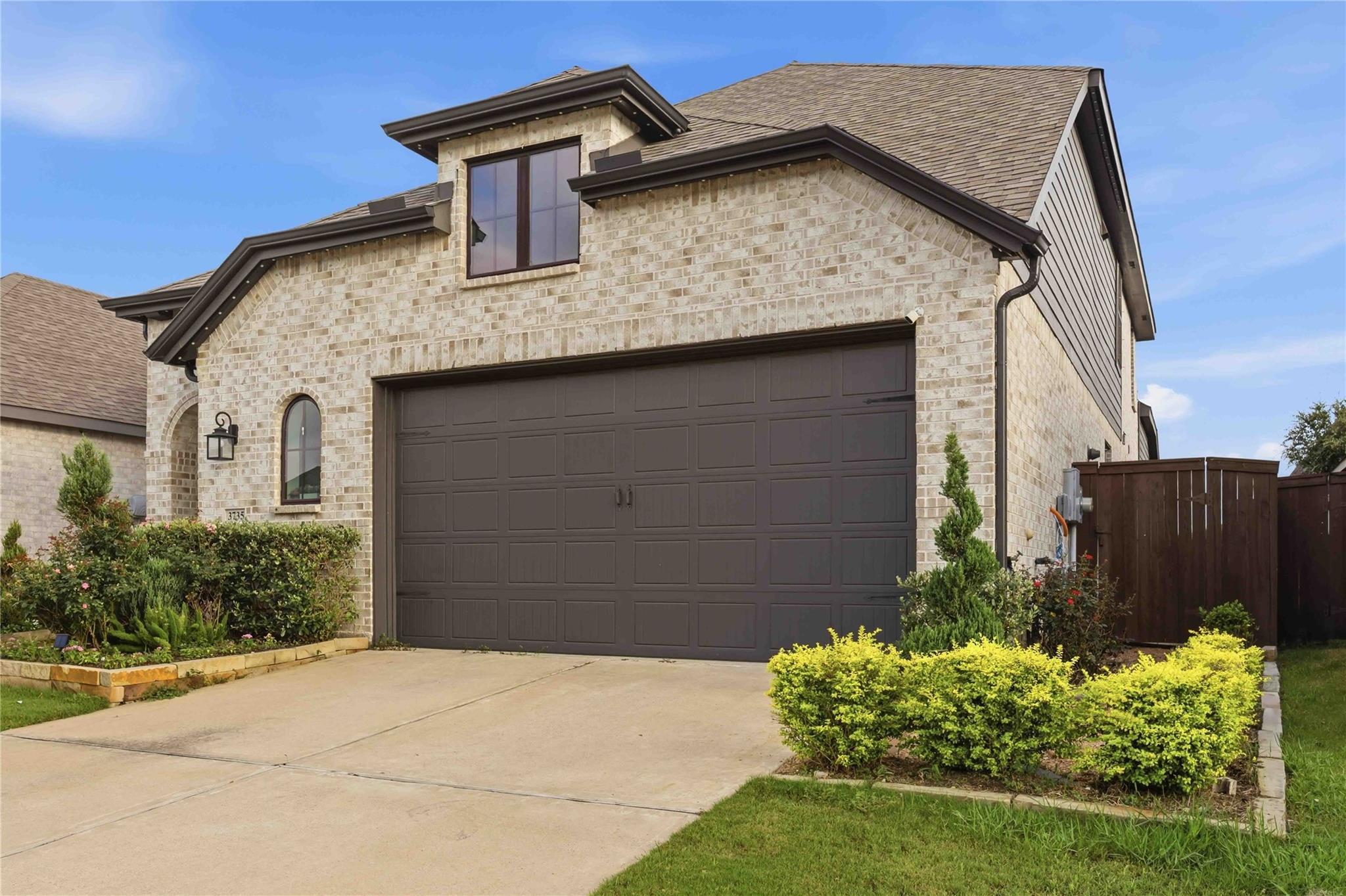 3735 Handel Dr, Iowa Colony, TX 77583 photo