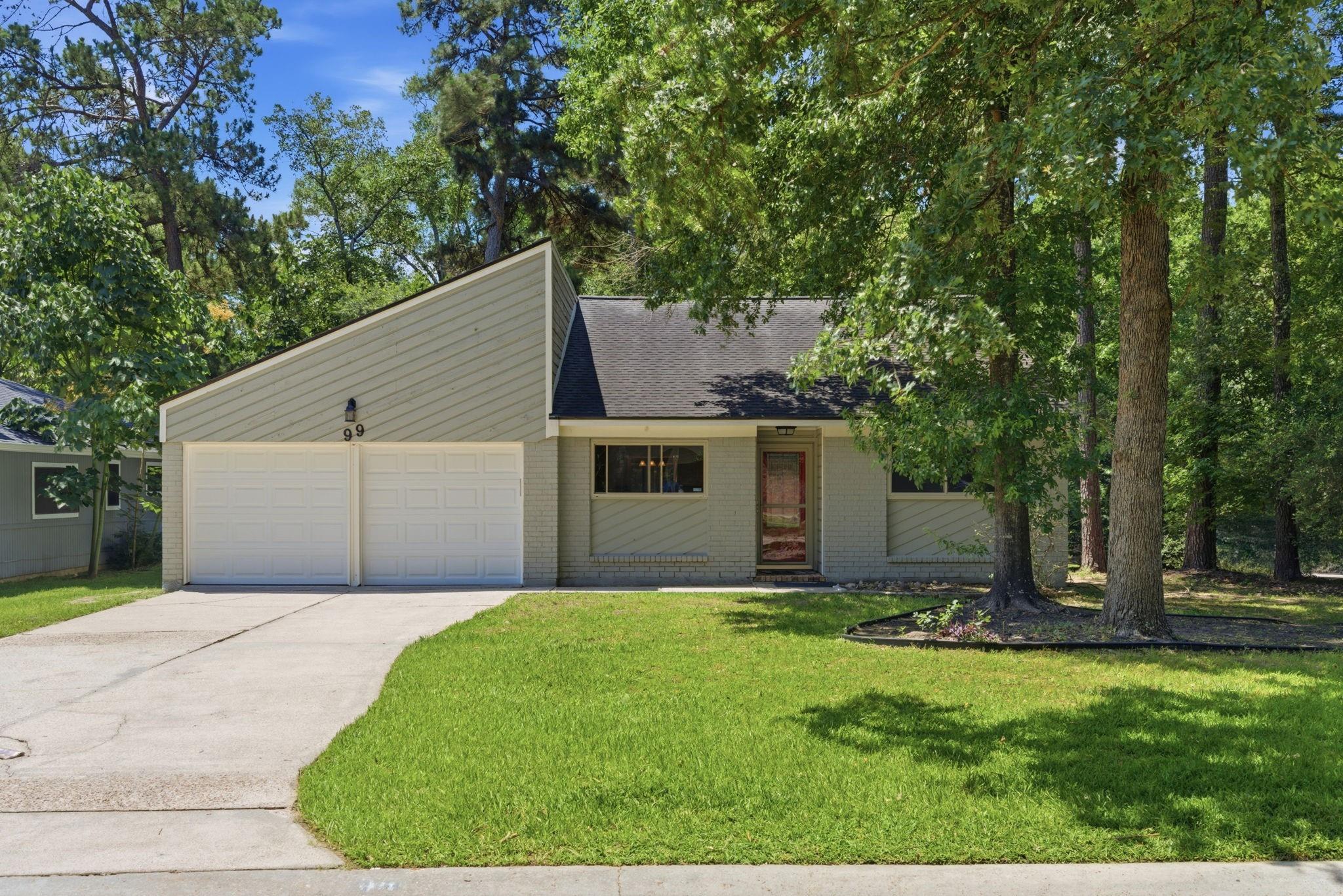 99 Summer Crest Cir, The Woodlands, TX 77381