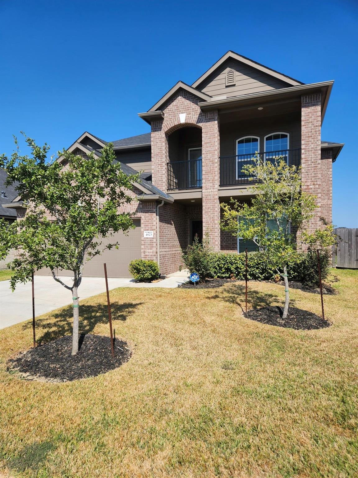 4623 Crescent Lake Cir, Baytown, TX 77521 photo