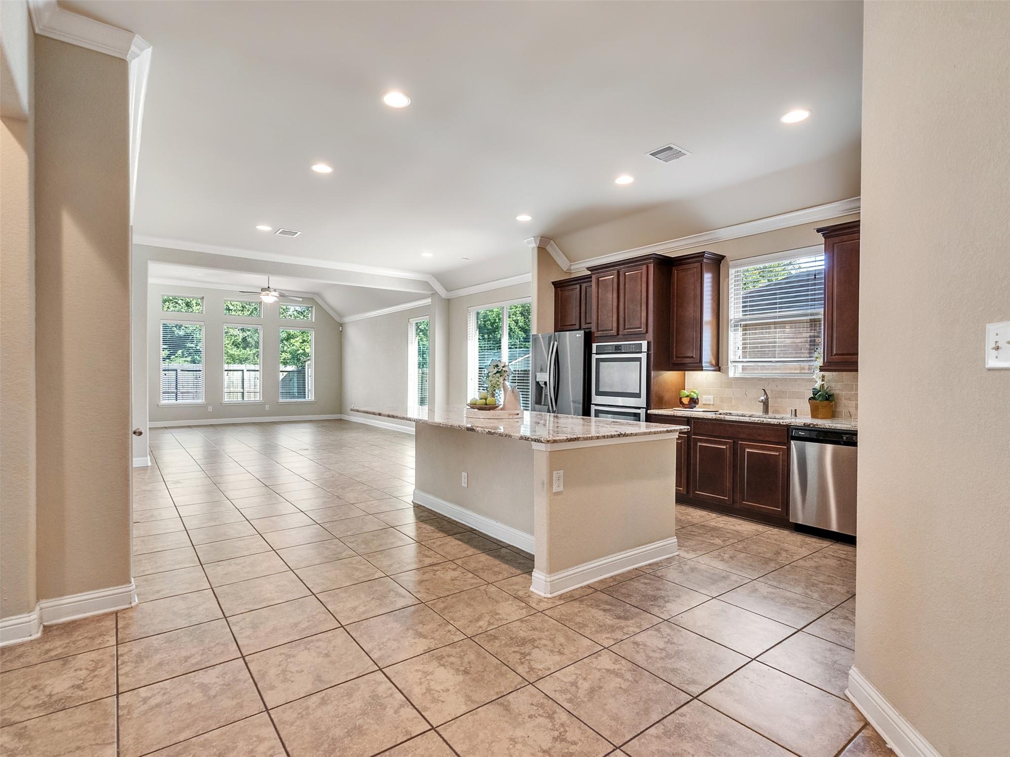 3422 Waverly Spring Ln, Pearland, TX 77581 photo