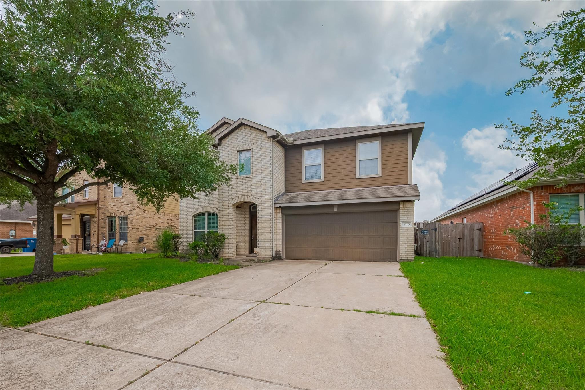 1703 Macclesby Ln, Houston, TX 77049 photo