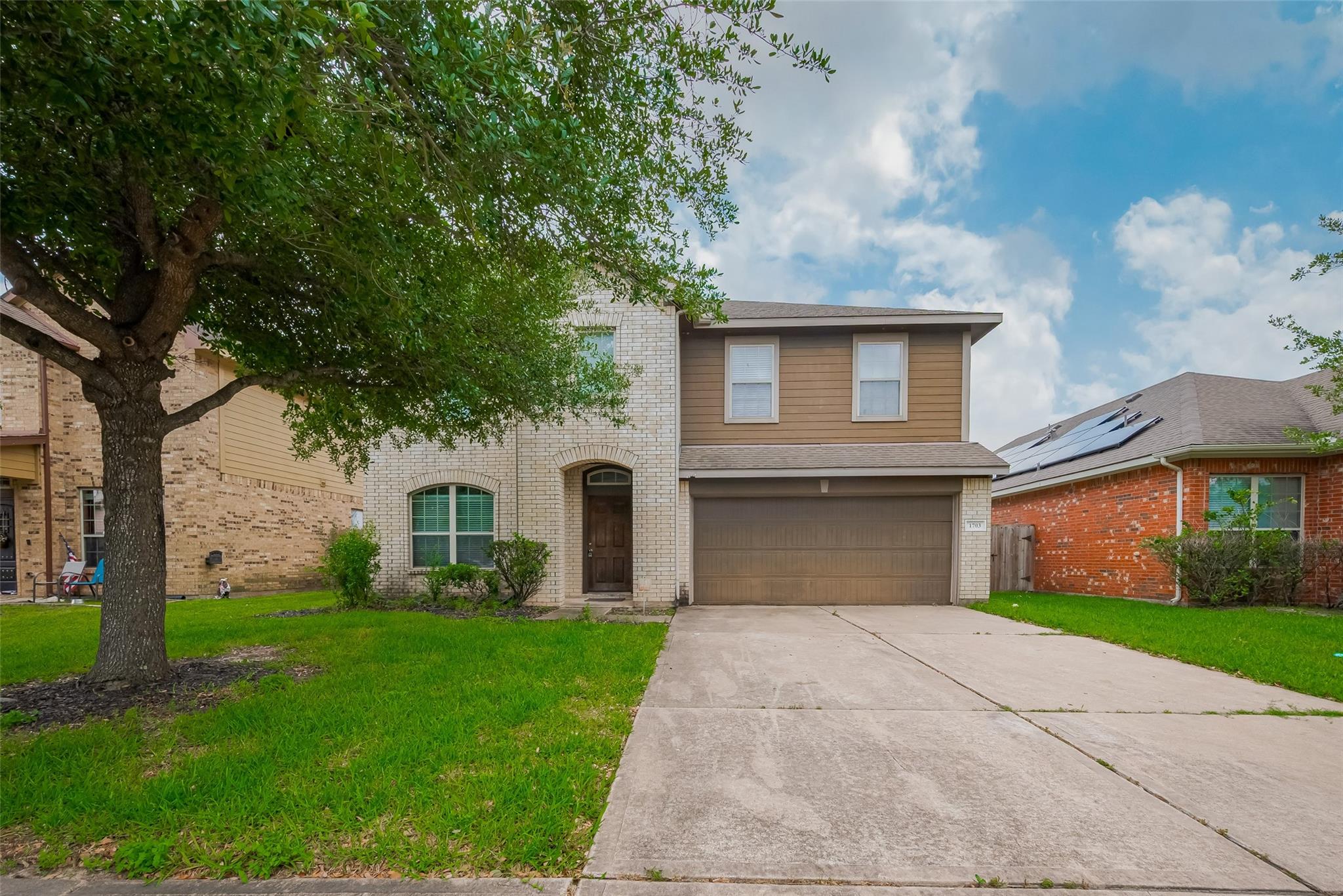 1703 Macclesby Ln, Houston, TX 77049 photo