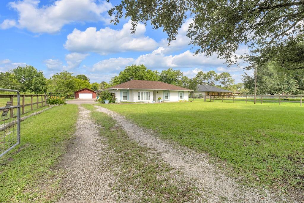 1624 Texas Ave, League City, TX 77573 photo