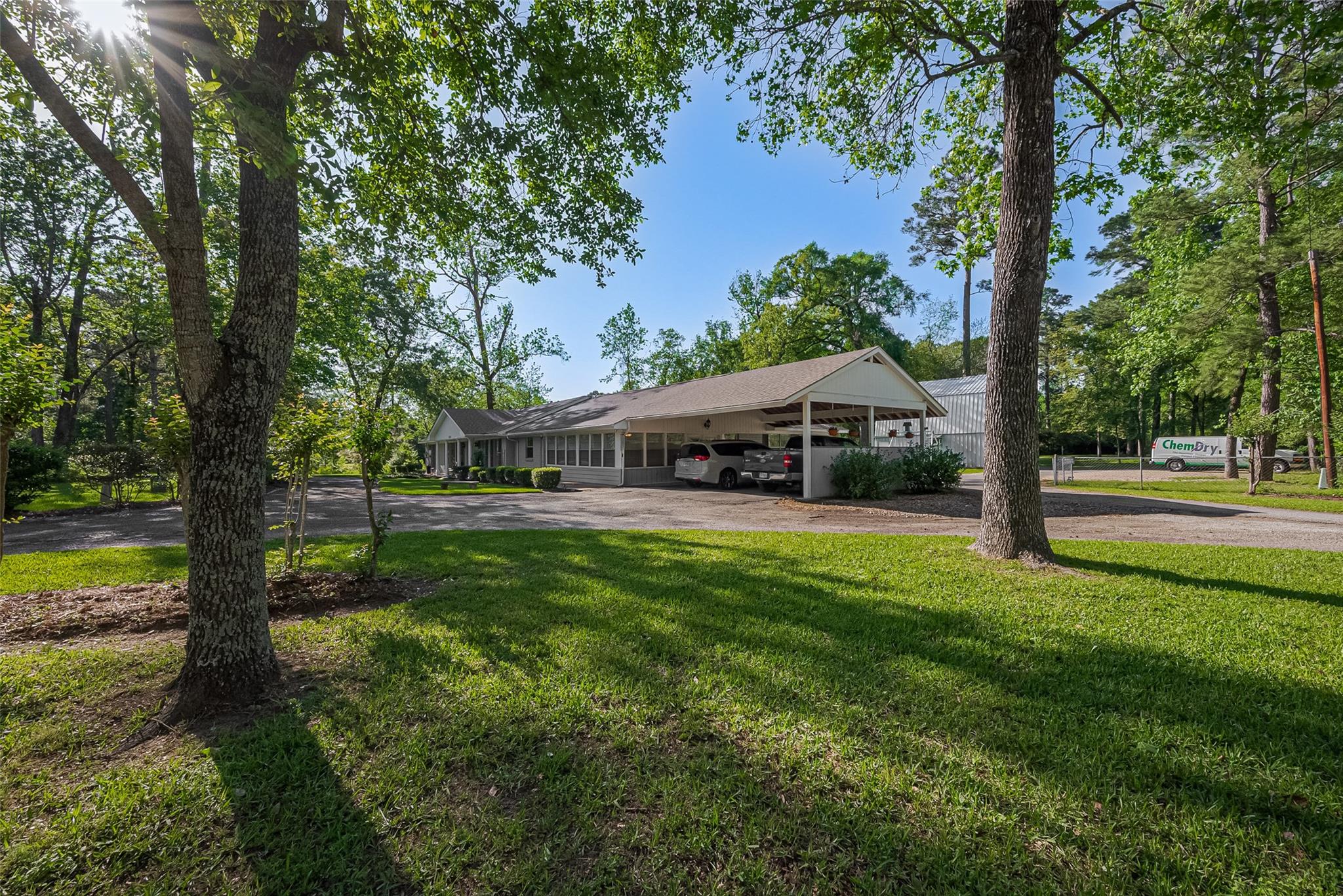 1535 Spring Hills Dr, Spring, TX 77386 photo