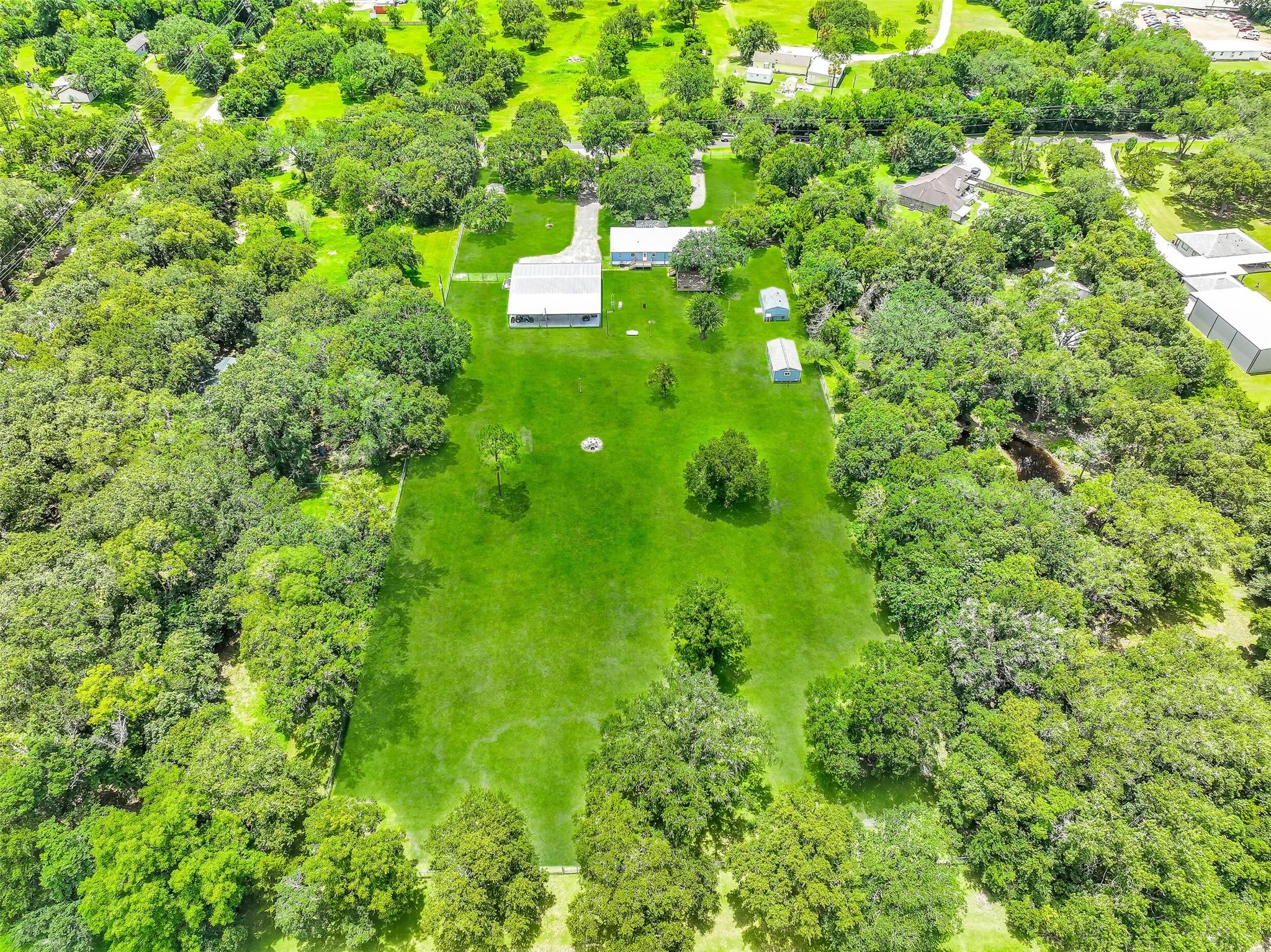 18424 Avenue A, Alvin, TX 77511 photo