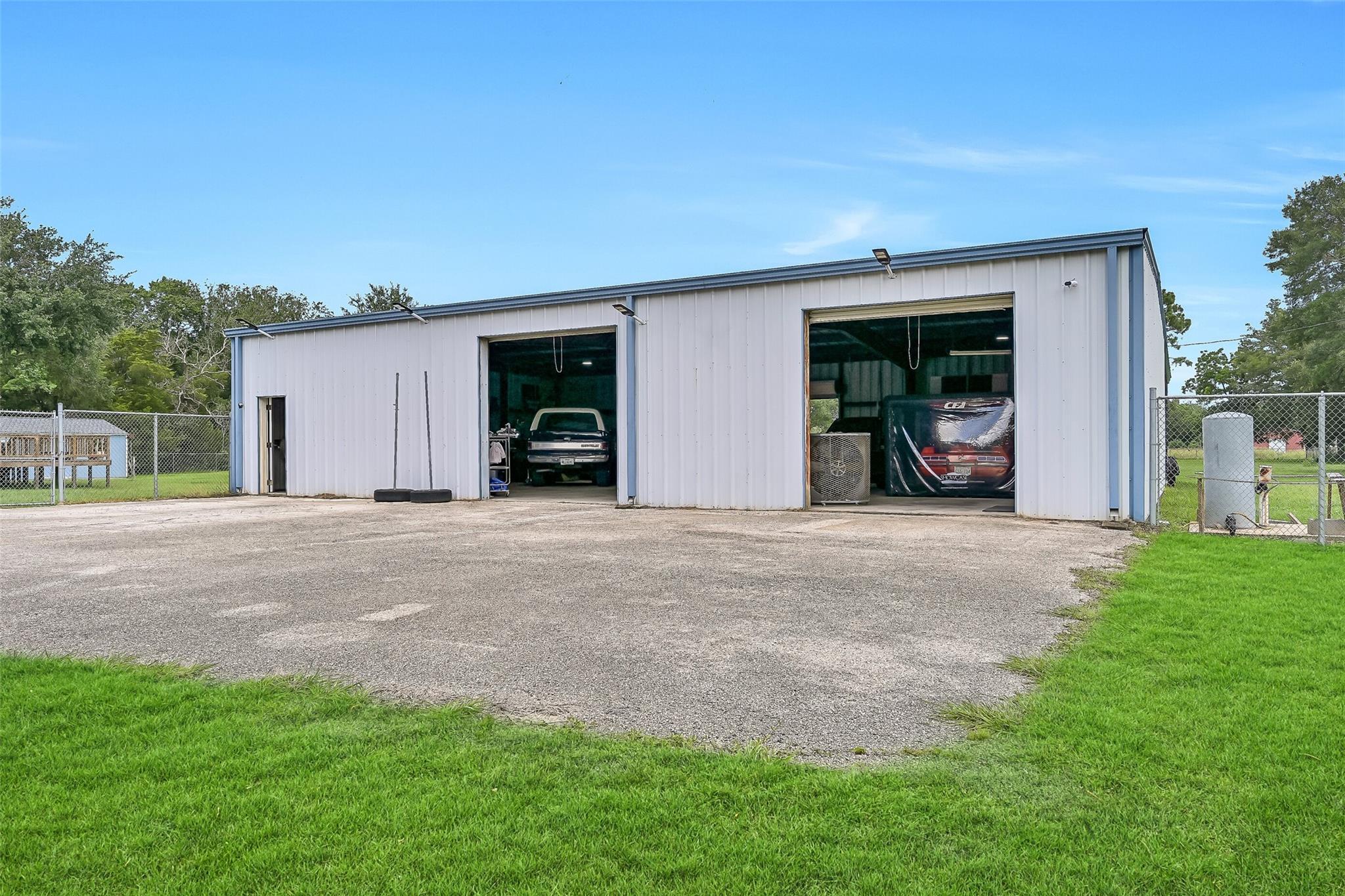 18424 Avenue A, Alvin, TX 77511 photo