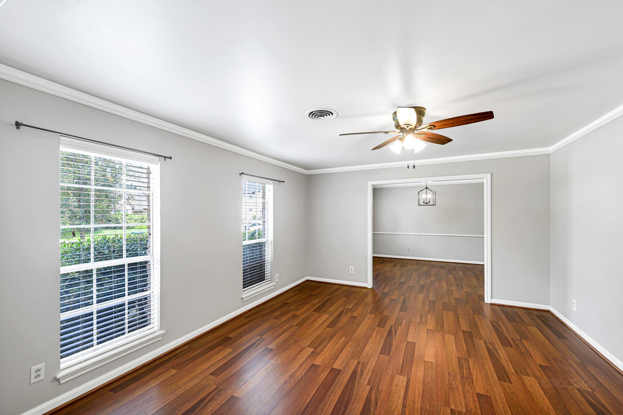 614 Valley Lena Dr, Houston, TX 77024 photo