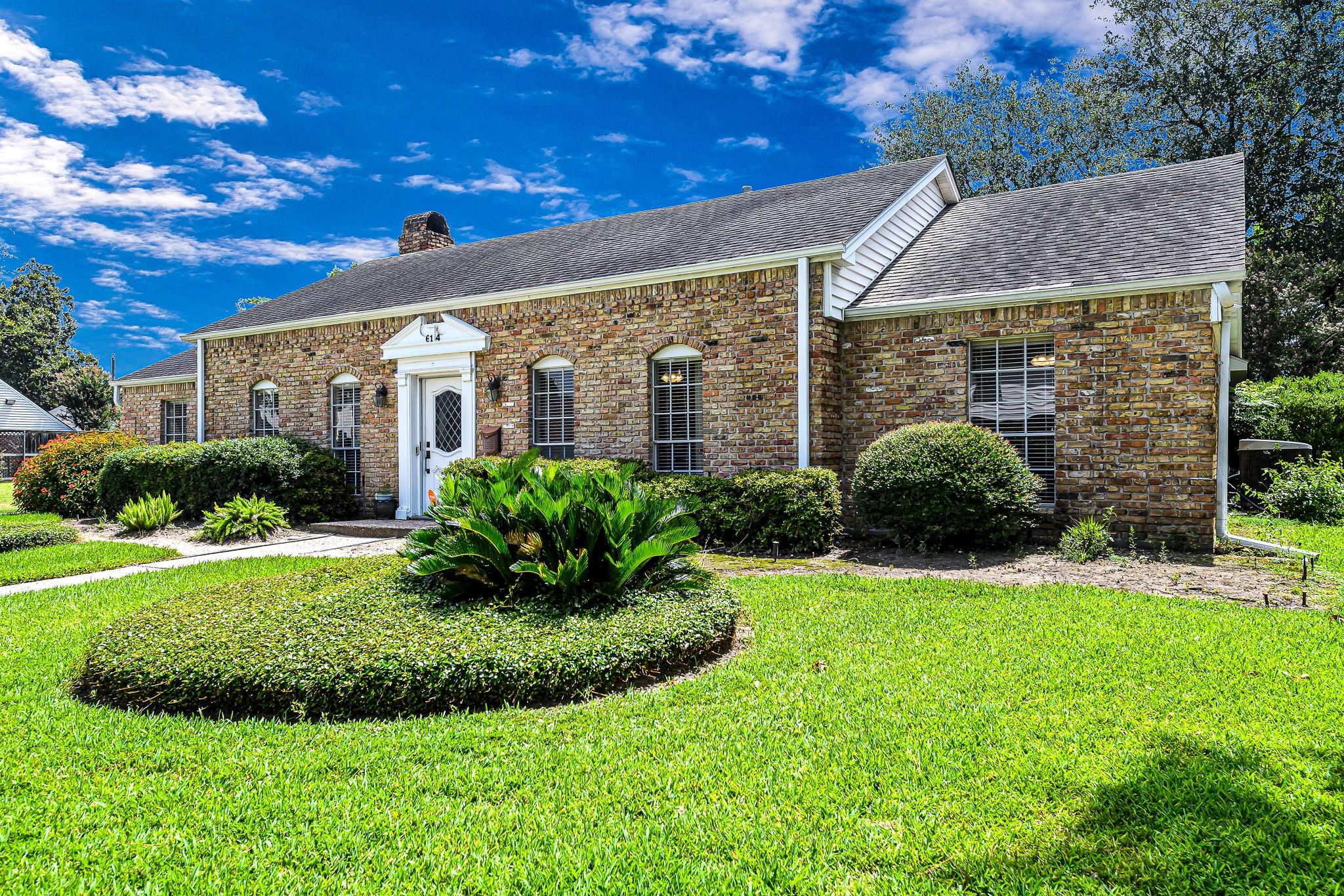 614 Valley Lena Dr, Houston, TX 77024 photo