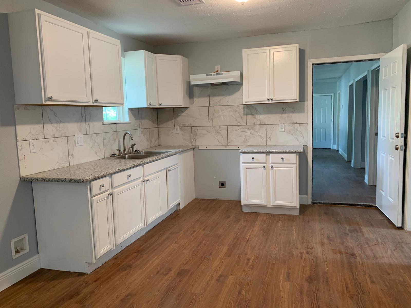 502 Hahlo St, Houston, TX 77020 photo