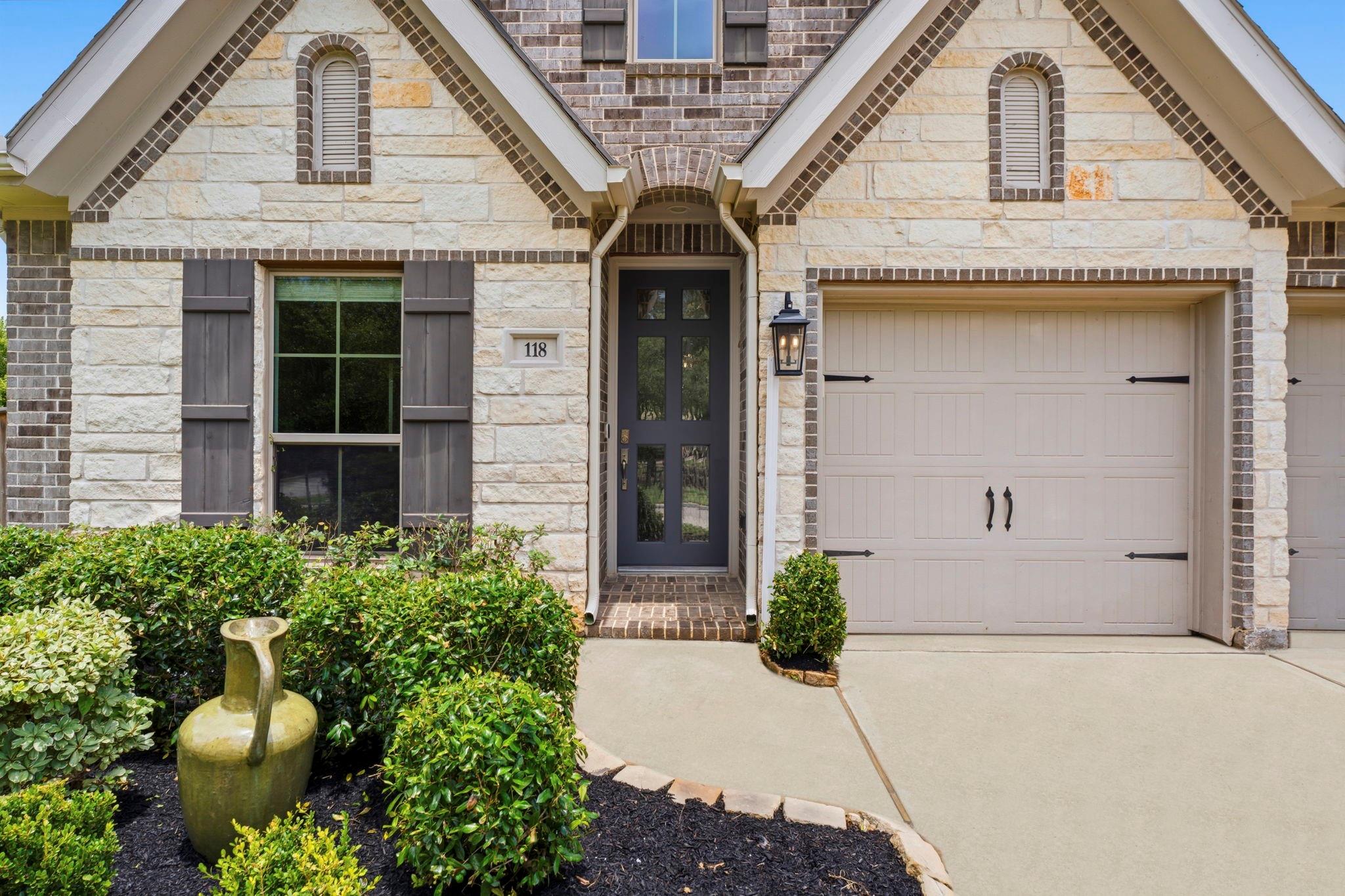 118 Red Petal Way, Conroe, TX 77304 photo