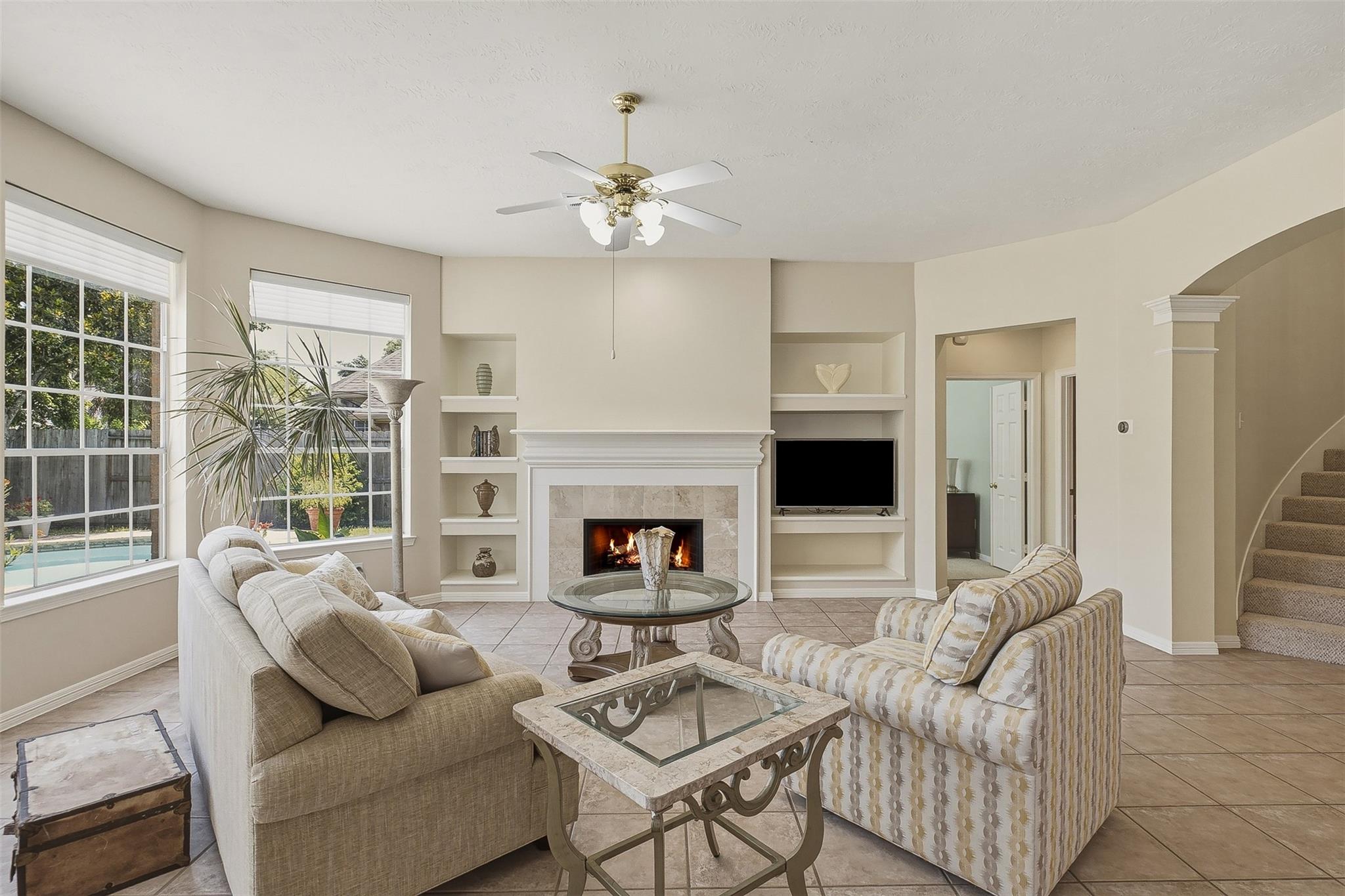 9314 Walnut Brook Ct, Houston, TX 77040