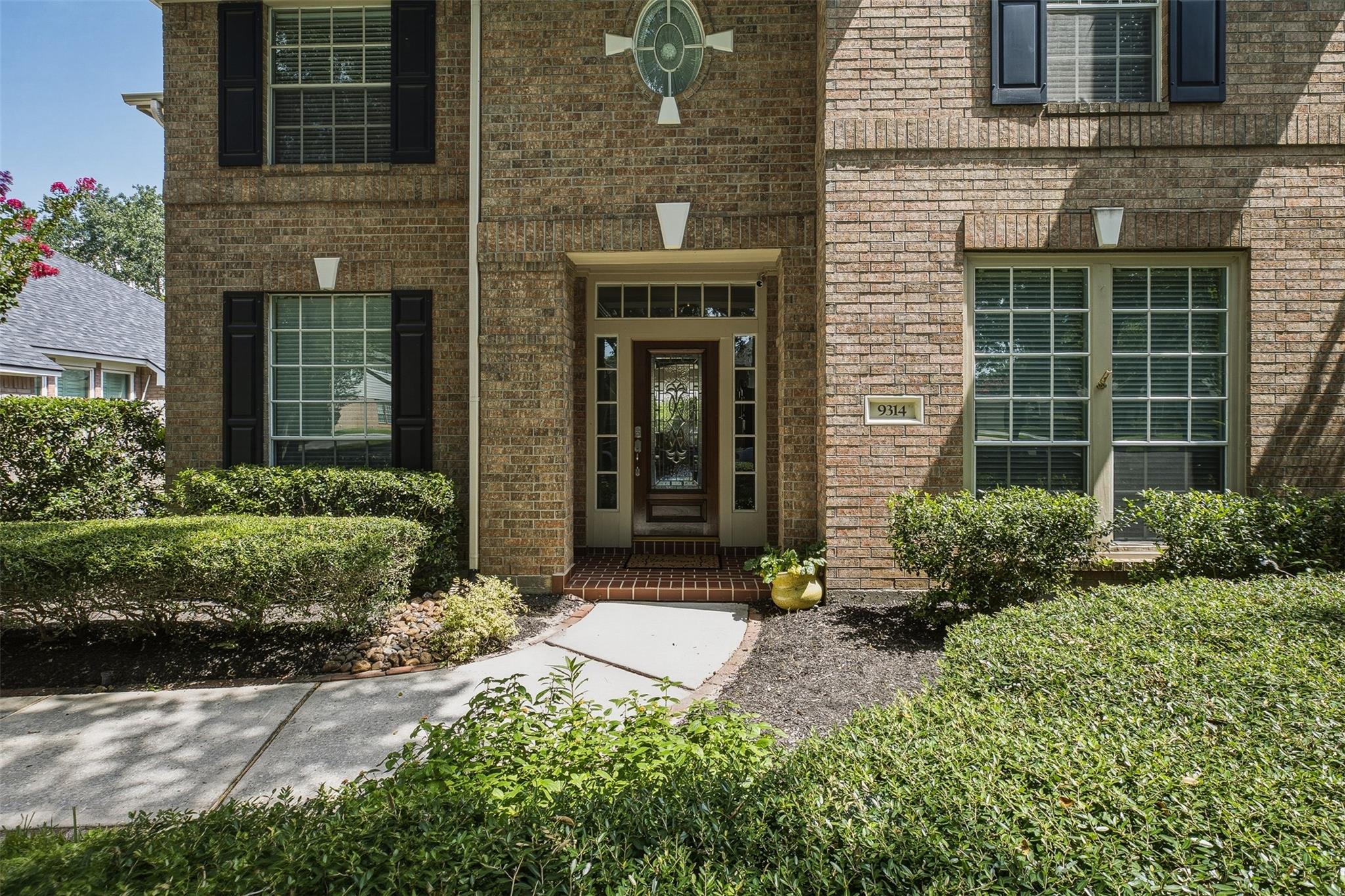 9314 Walnut Brook Ct, Houston, TX 77040 photo