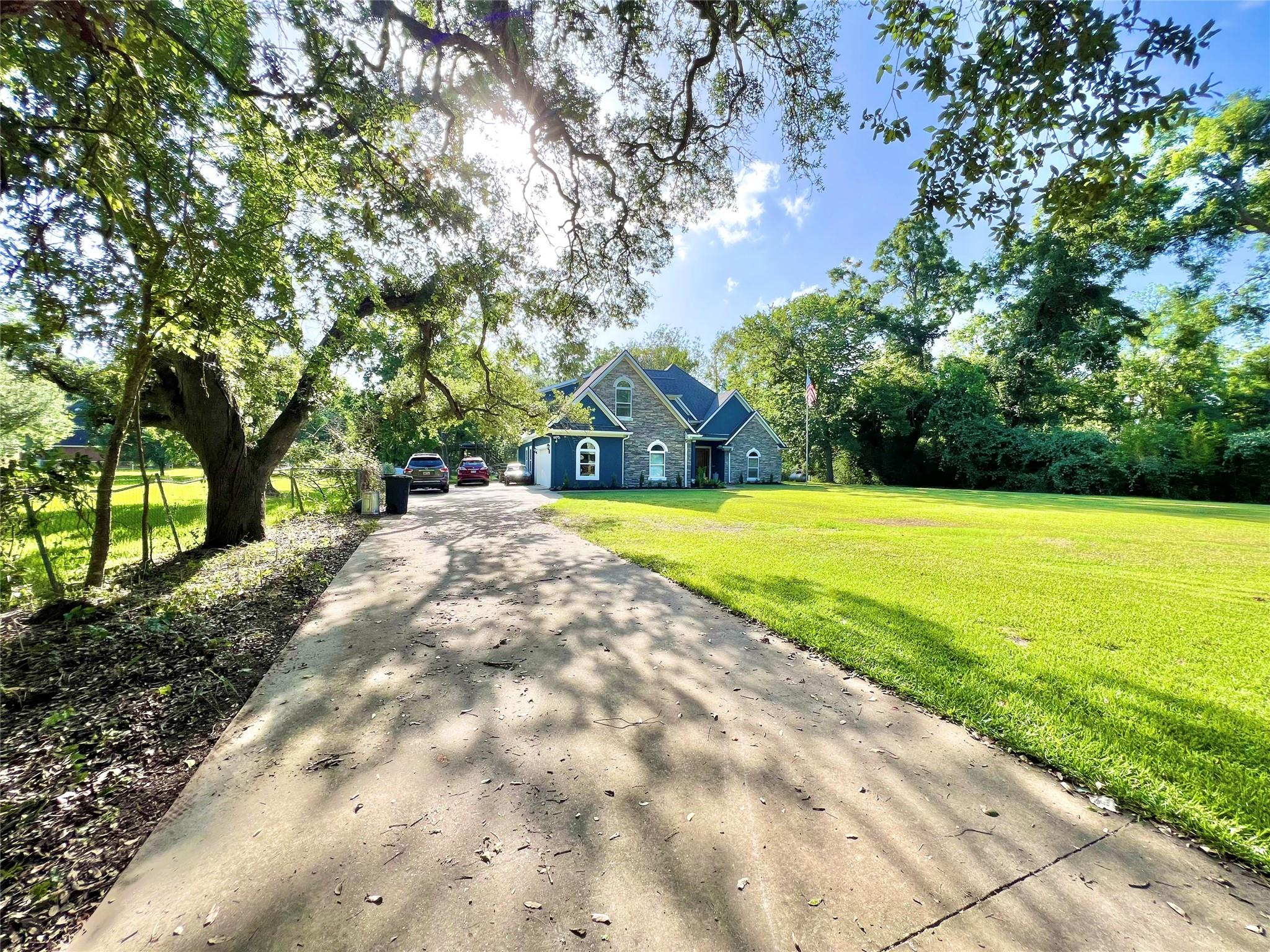6714 Jay Road Rd, Hitchcock, TX 77563 photo