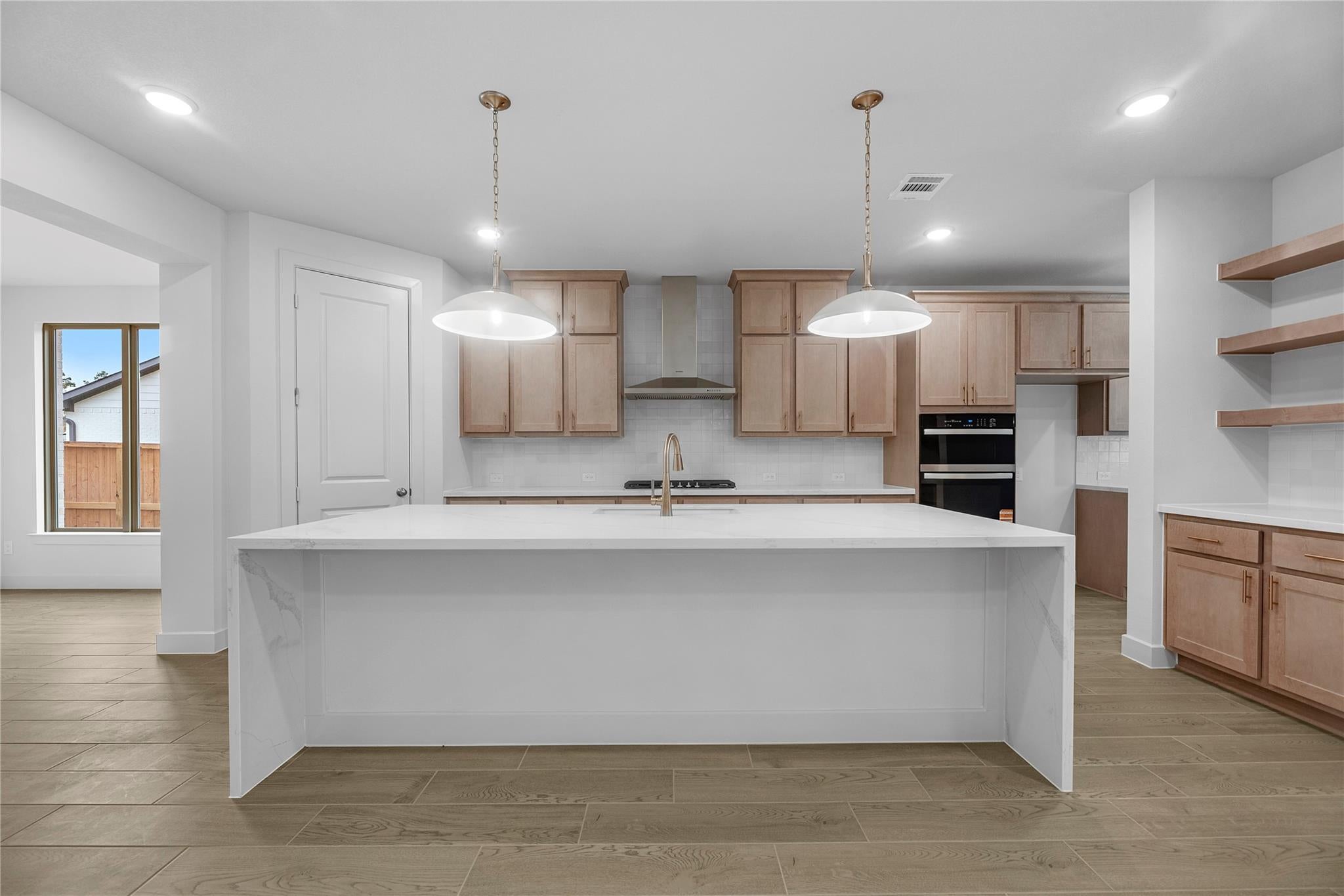 407 Wagyu Trl, New Caney, TX 77357 photo