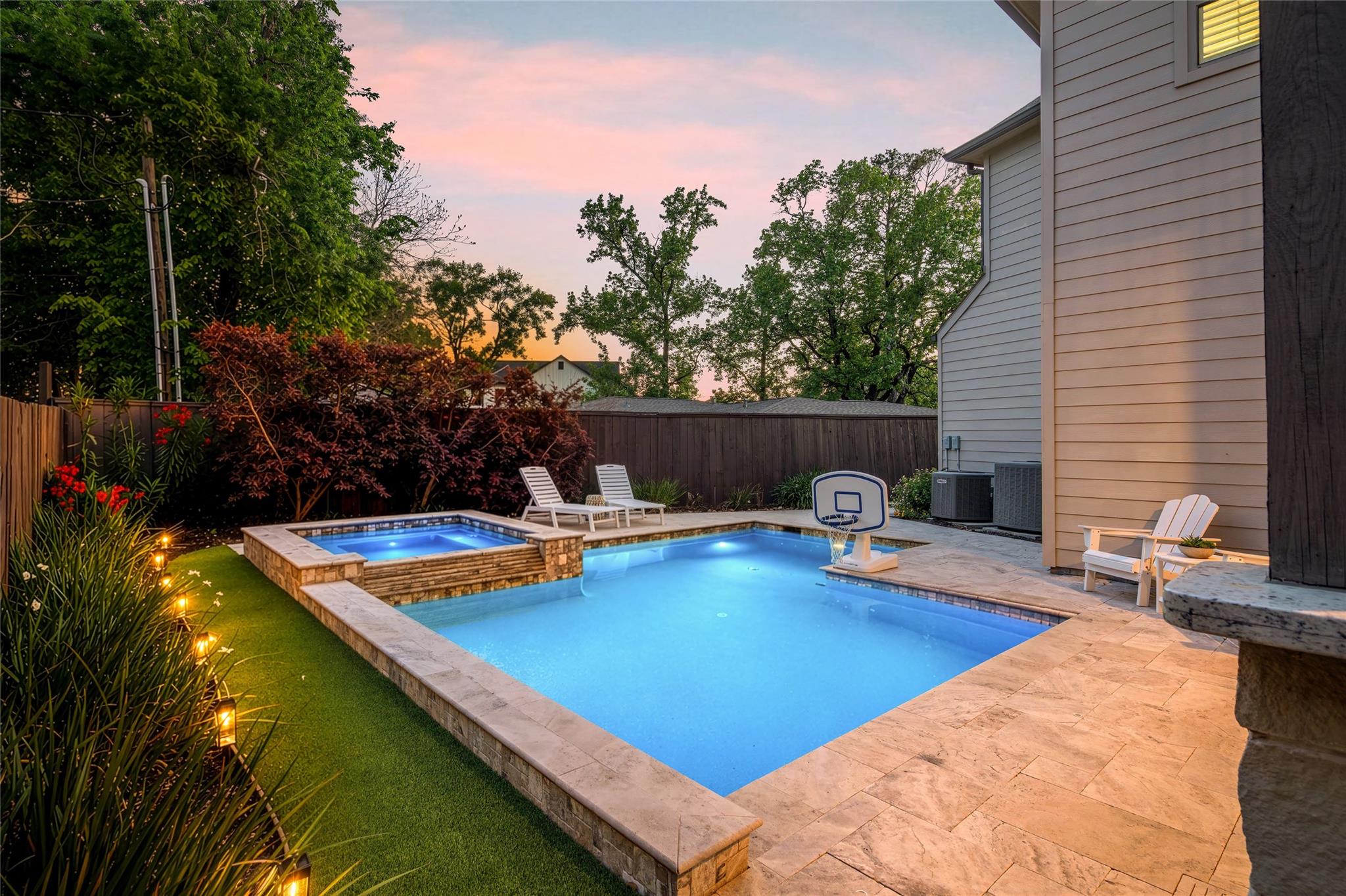 1045 Rosepoint St, Houston, TX 77018 photo