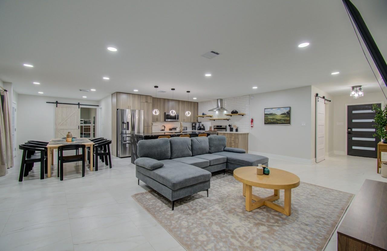 5539 Edith St, Houston, TX 77081 photo