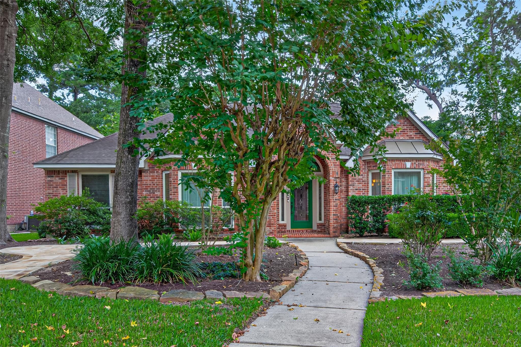 7 Windridge Pl, The Woodlands, TX 77381 photo