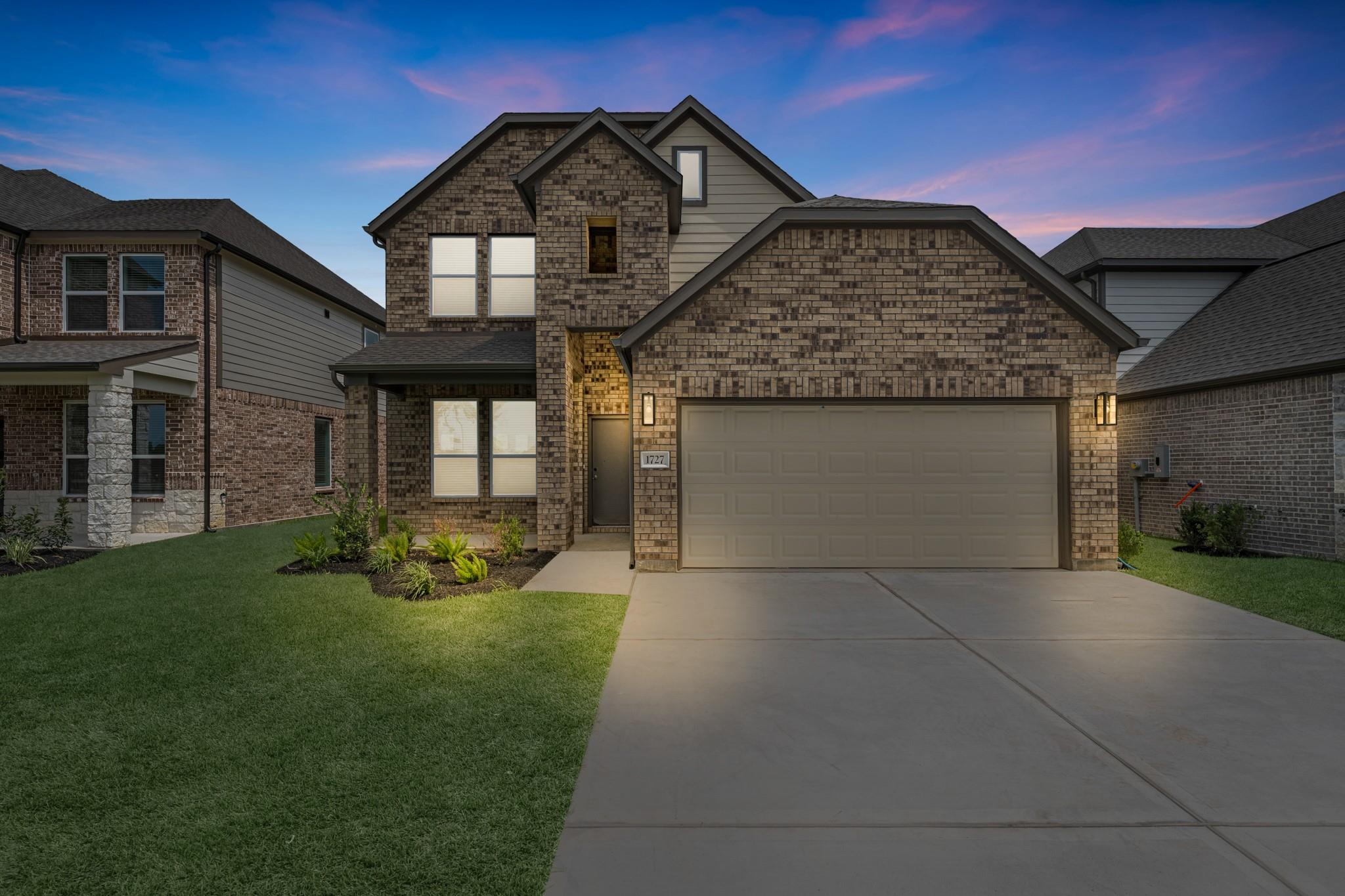 1727 Pecan Woods Ln, Conroe, TX 77301