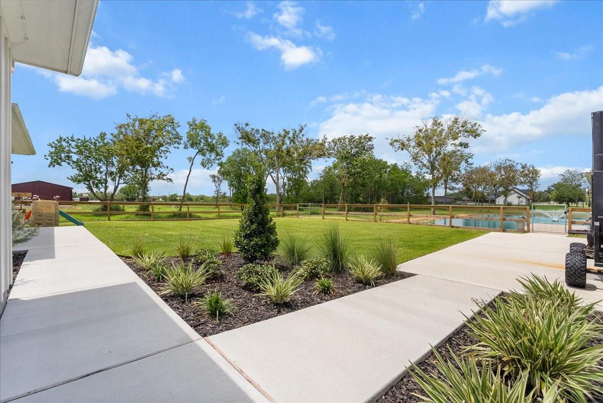 12806 Vacek Rd, Santa Fe, TX 77517 photo
