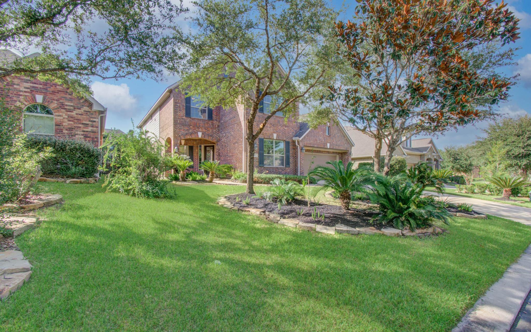 107 N Victoriana Cir, Spring, TX 77389 photo