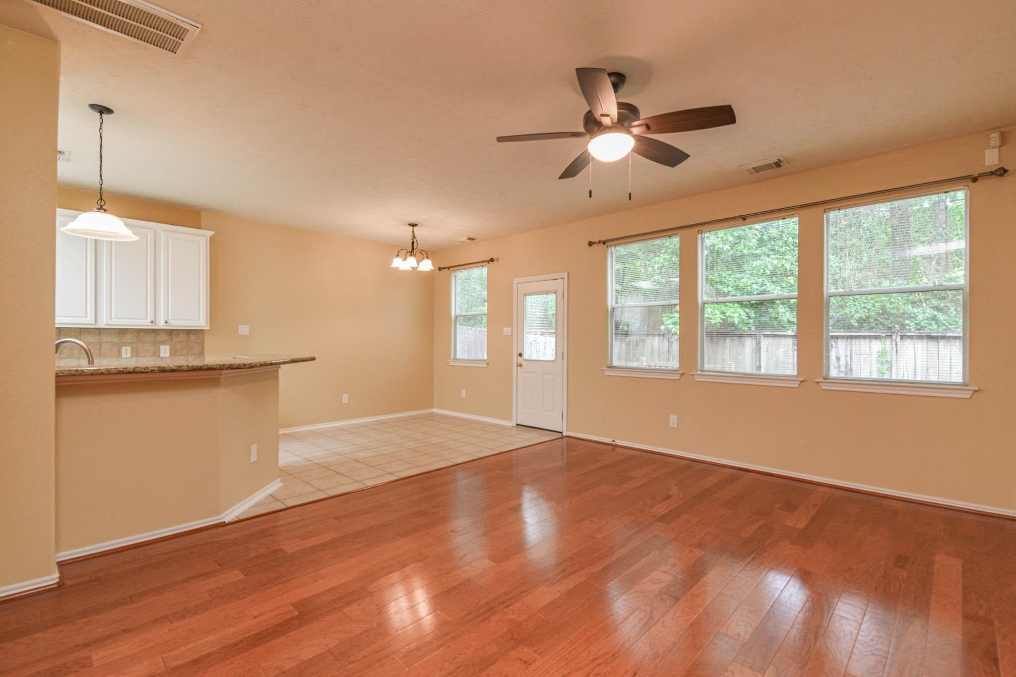 213 E Summerhaze Cir, Spring, TX 77382 photo