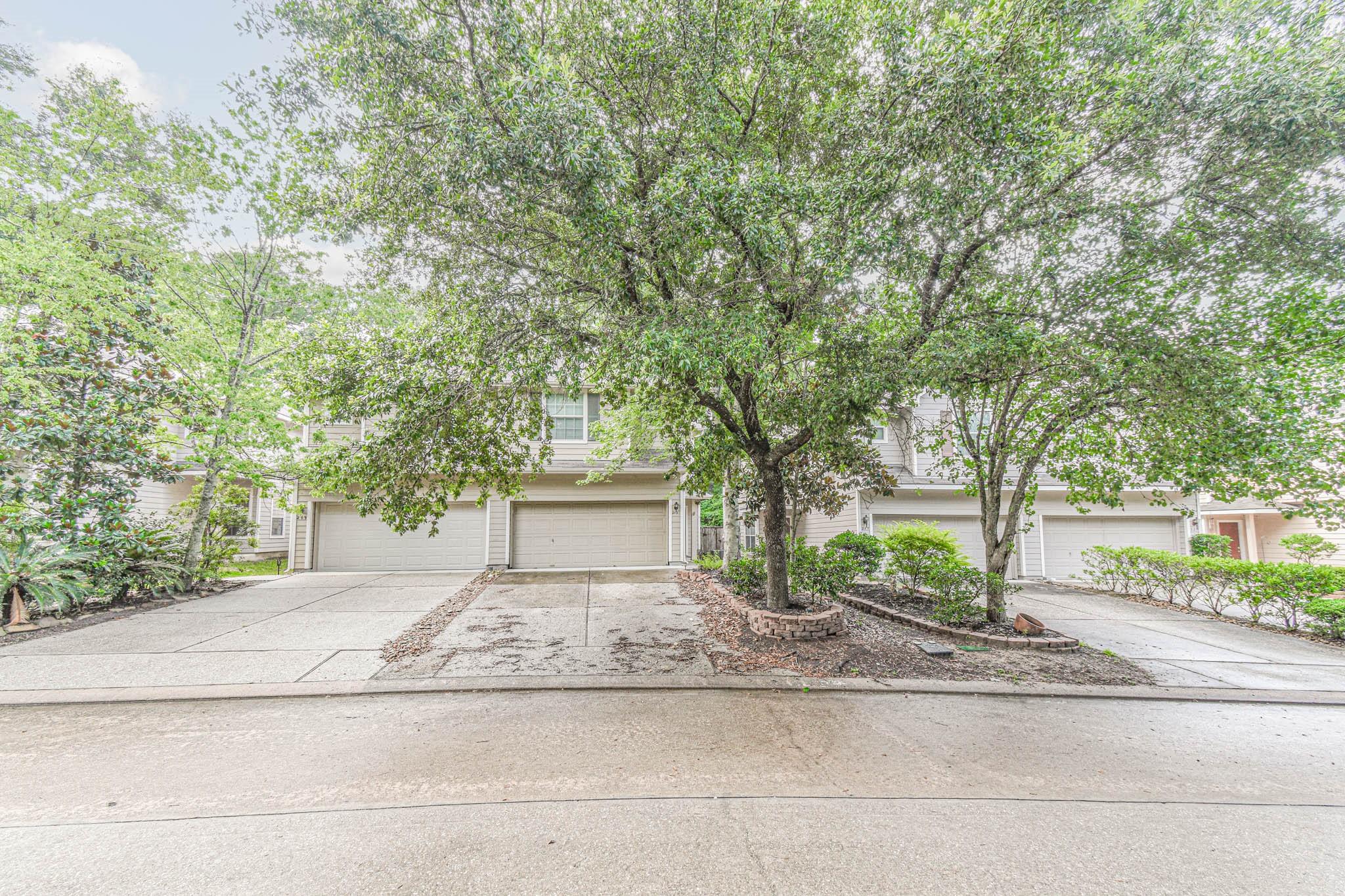 213 E Summerhaze Cir, Spring, TX 77382 photo